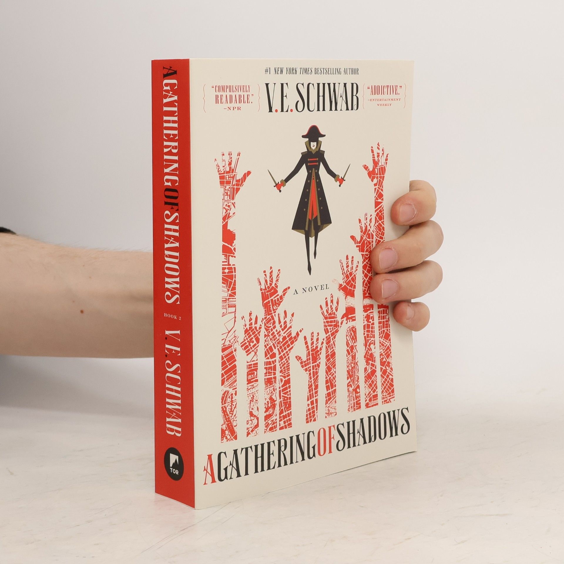 Victoria Schwabová GATHERING OF SHADOWS