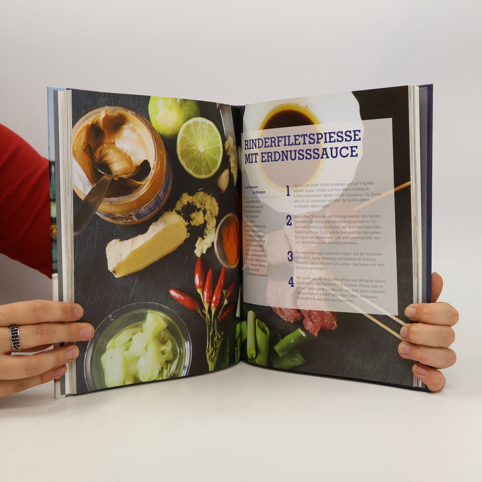 Kolektiv autorů Food Around the World