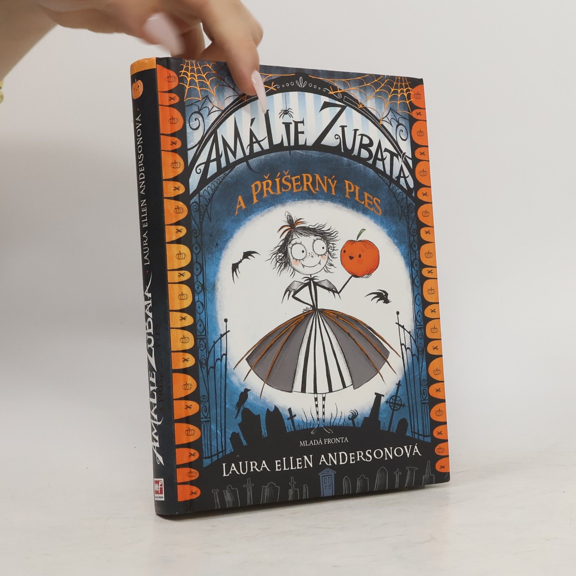 Laura Anderson Amálie Zubatá a příšerný ples