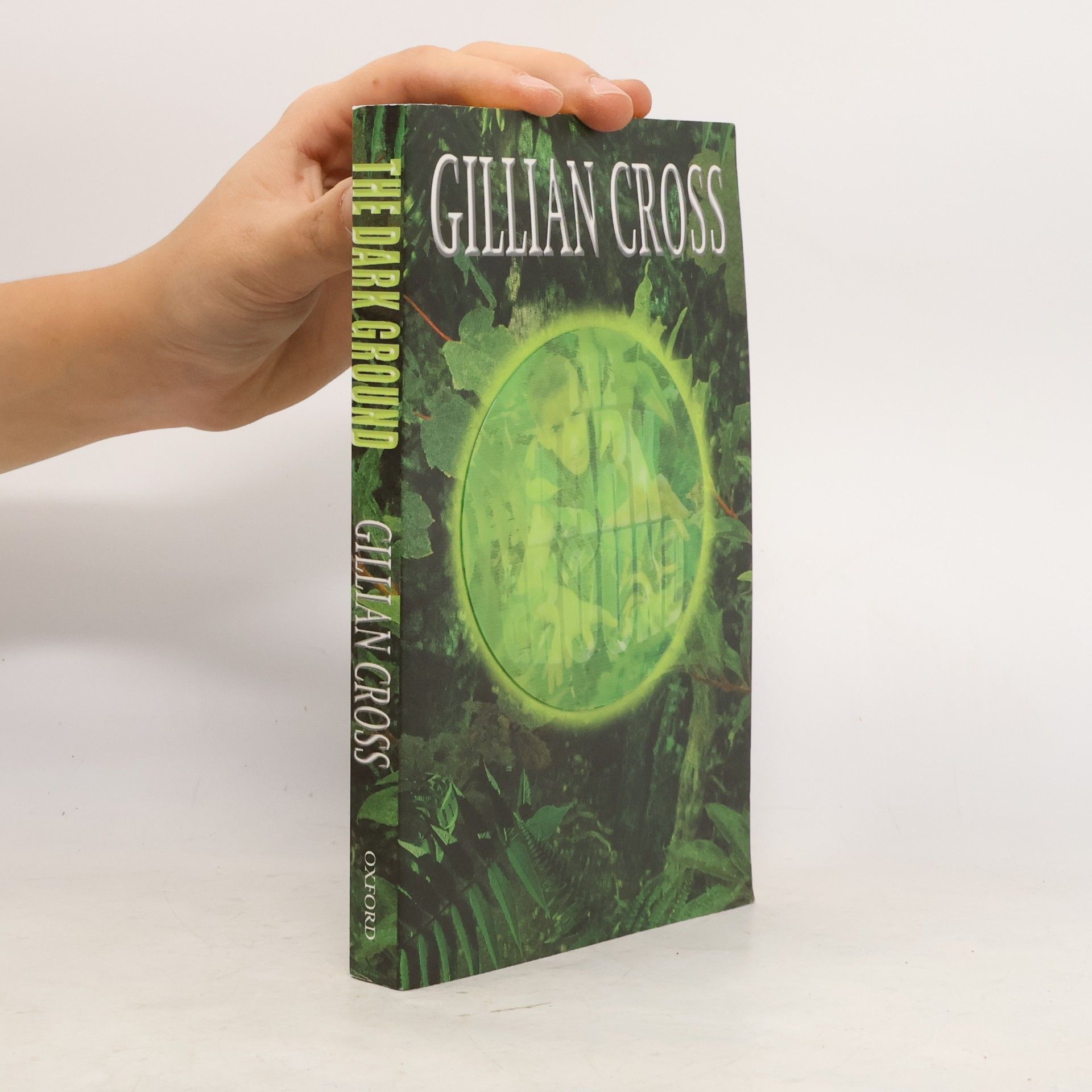 Gillian Cross The Dark Ground