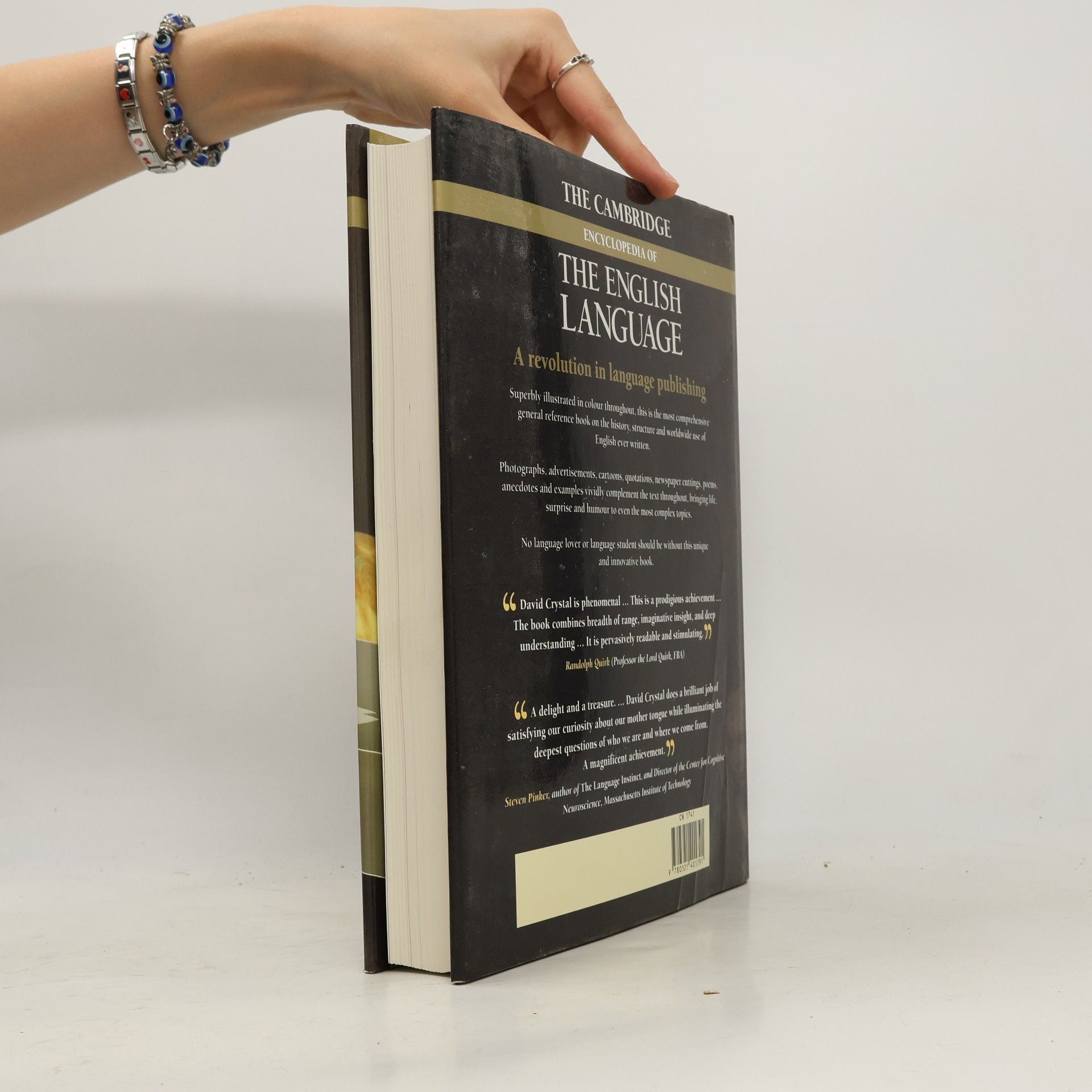 David Crystal The Cambridge encyclopedia of the English language