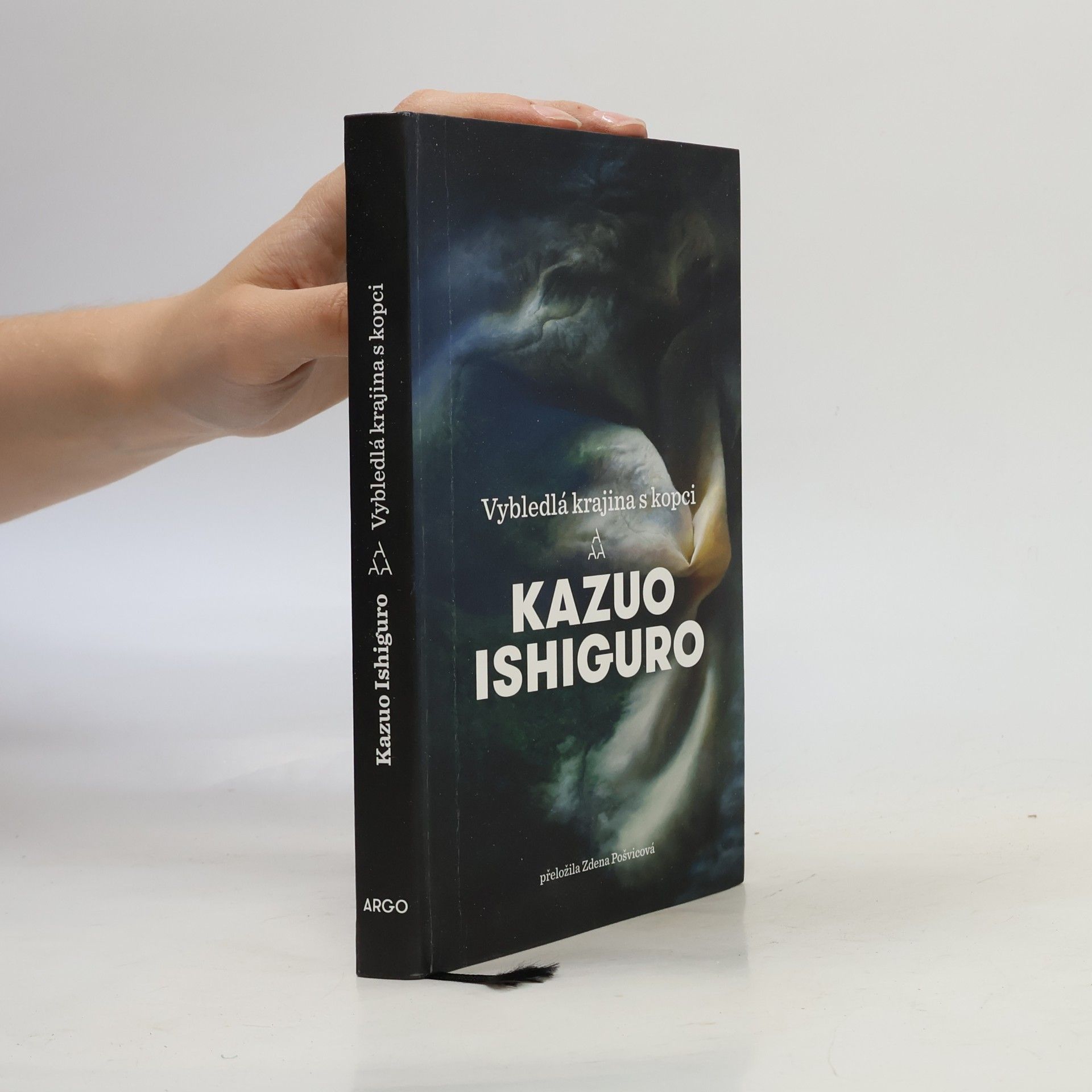 Kazuo Ishiguro Vybledlá krajina s kopci