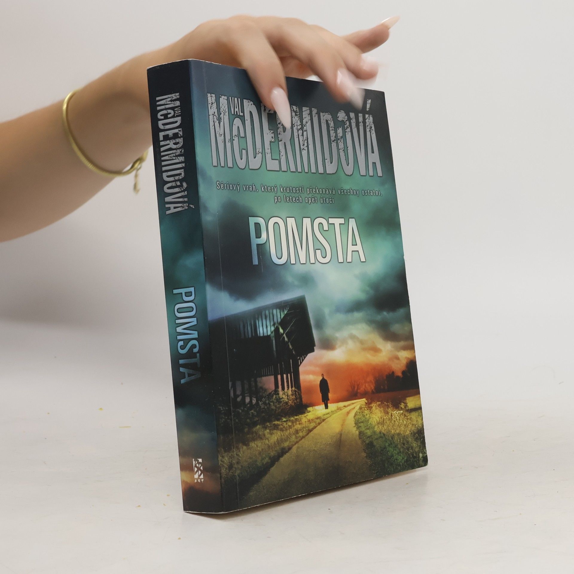 Val McDermid Pomsta