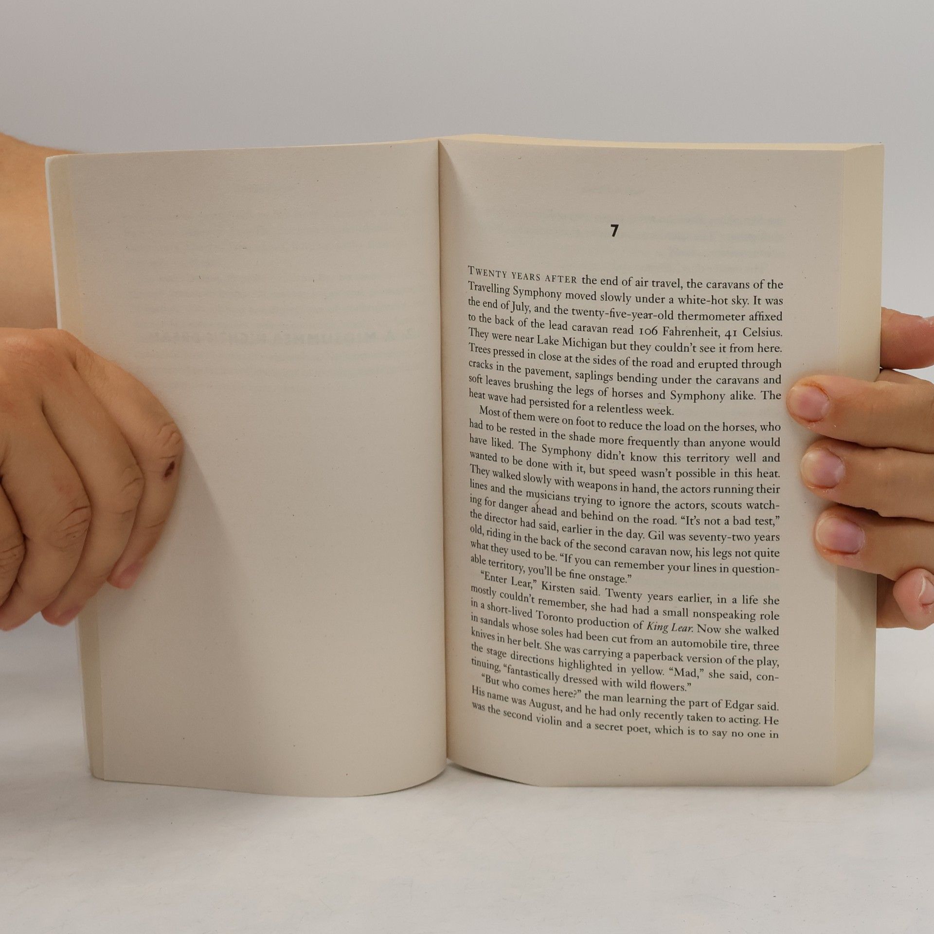 Emily St. John Mandel Station eleven