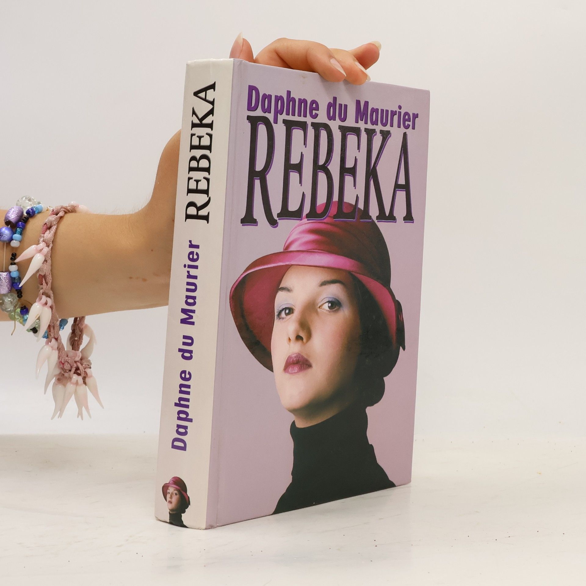 Daphne du Maurier Rebeka