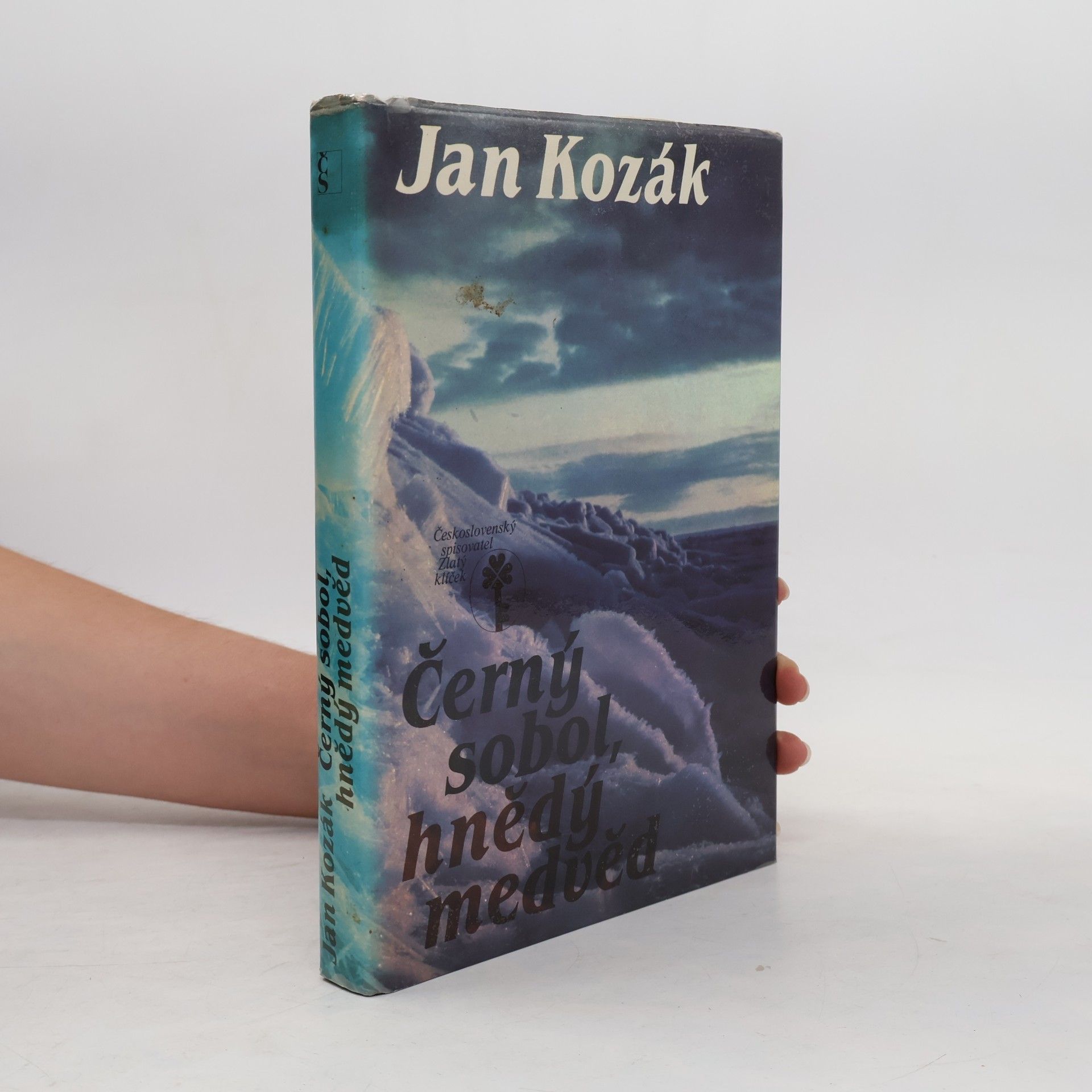 Jan Kozák Černý sobol, hnědý medvěd