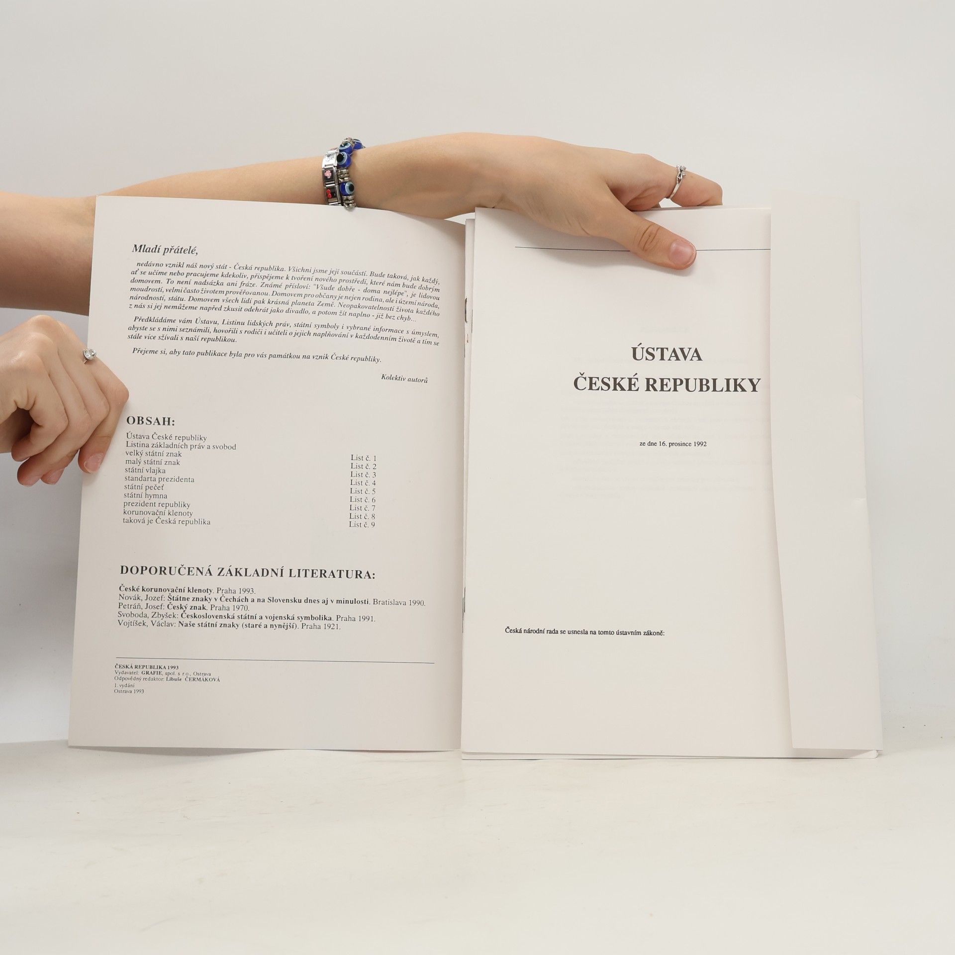 Kolektív autorov Česká republika 1993 : Ústava a státní symboly