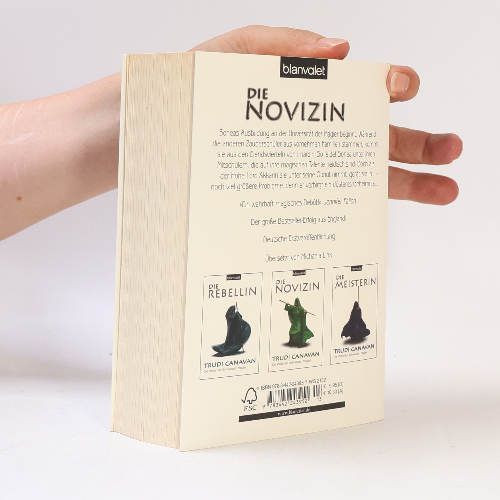 Trudi Canavan Die Novizin
