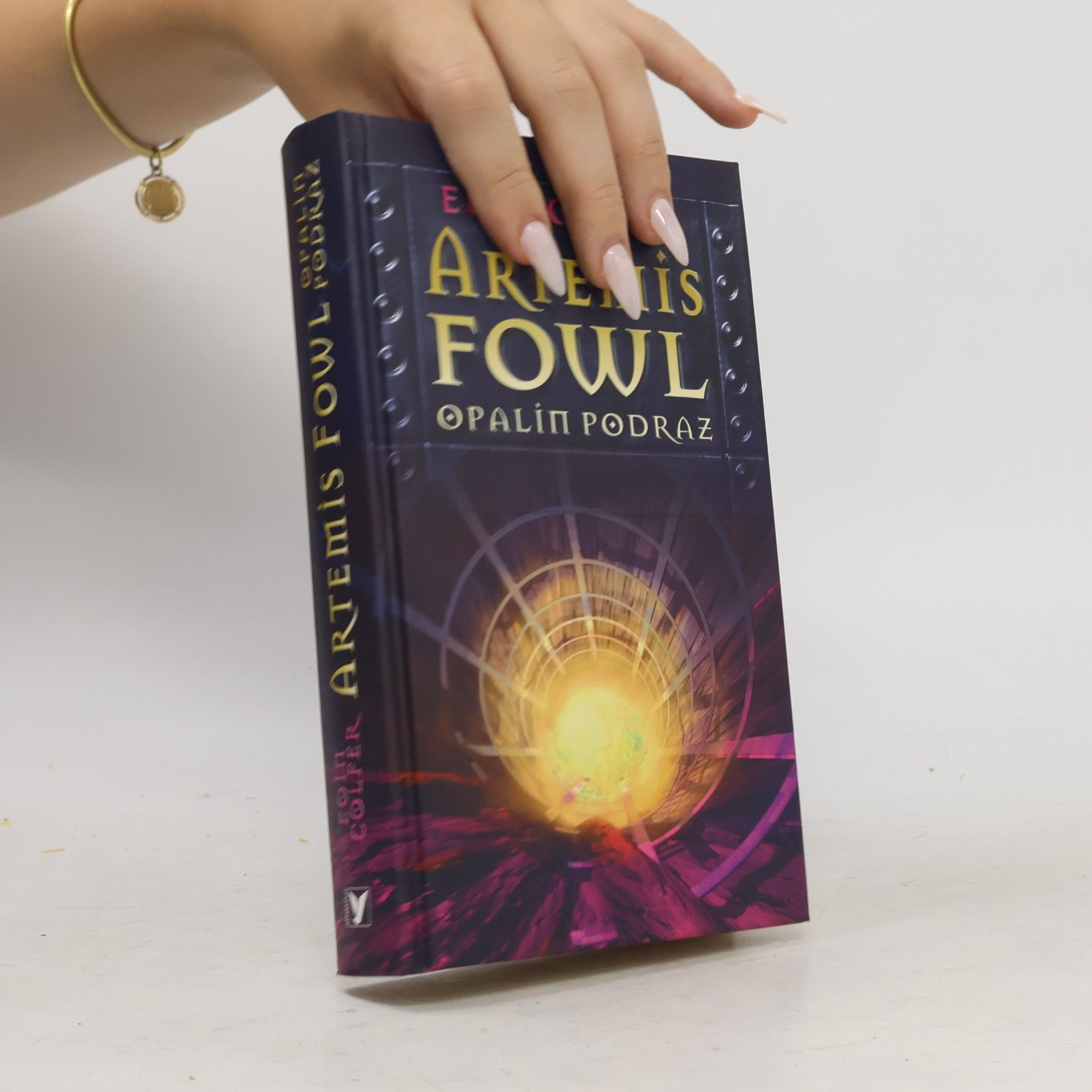 Eoin Colfer Artemis Fowl. Opalin podraz