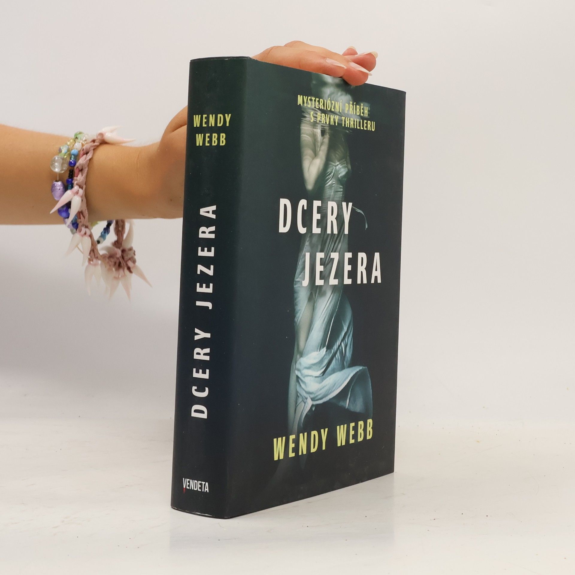 Wendy Webb Dcery jezera