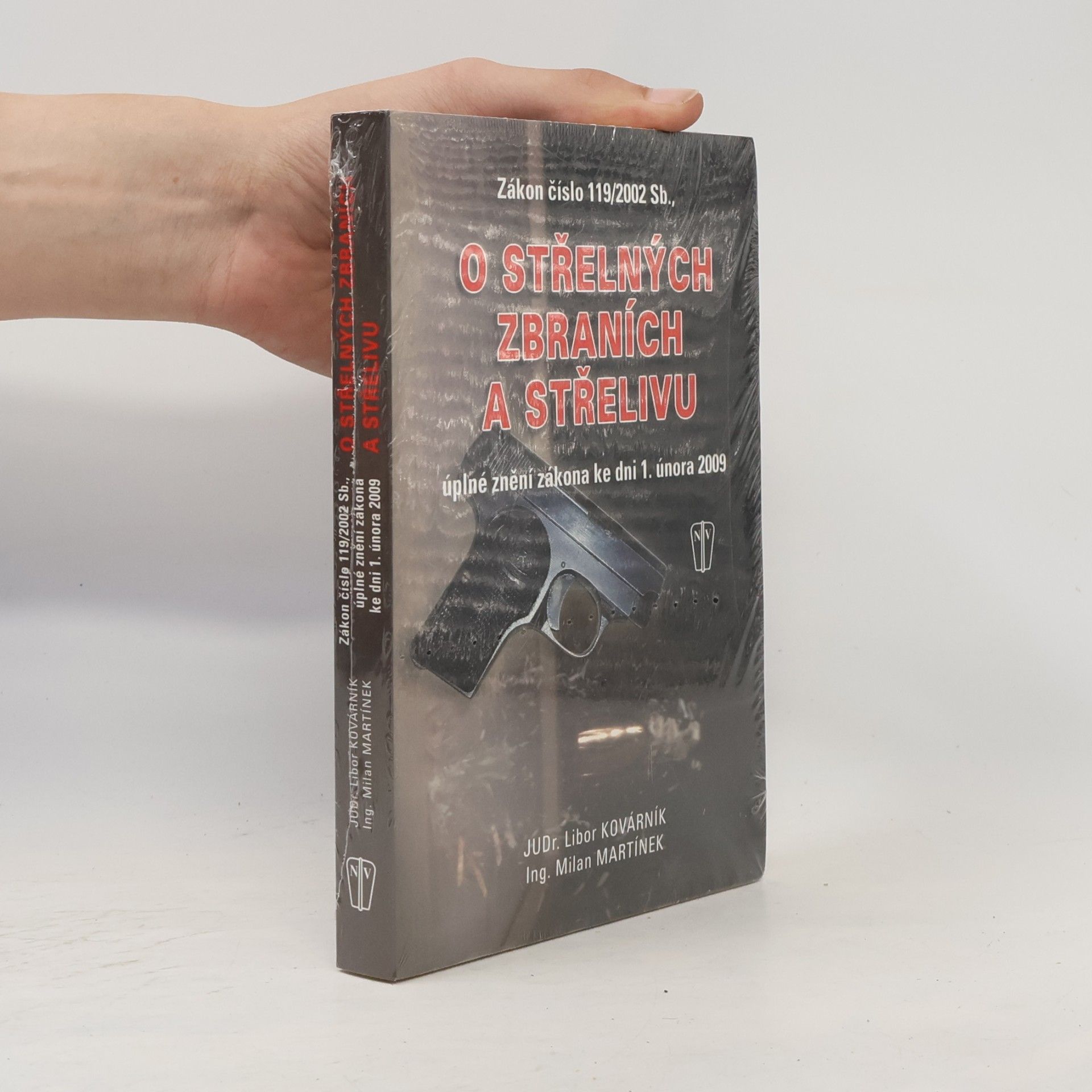 Milan Martínek O střelných zbraních a střelivu