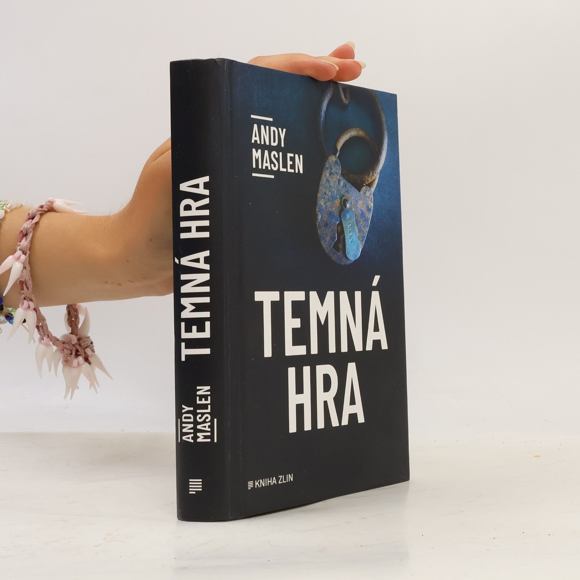 Adéla Špínová Temná hra