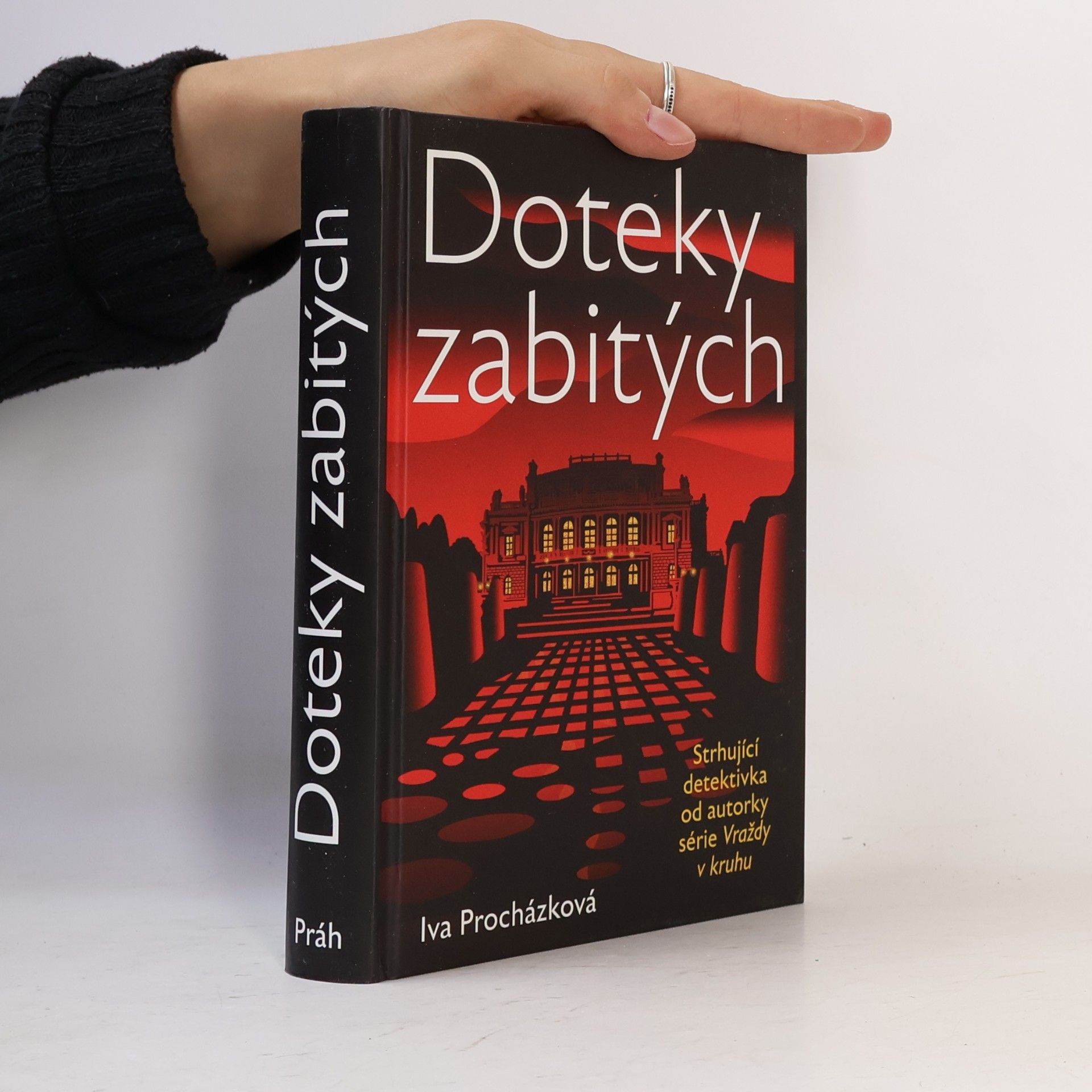 Iva Procházková Doteky zabitých
