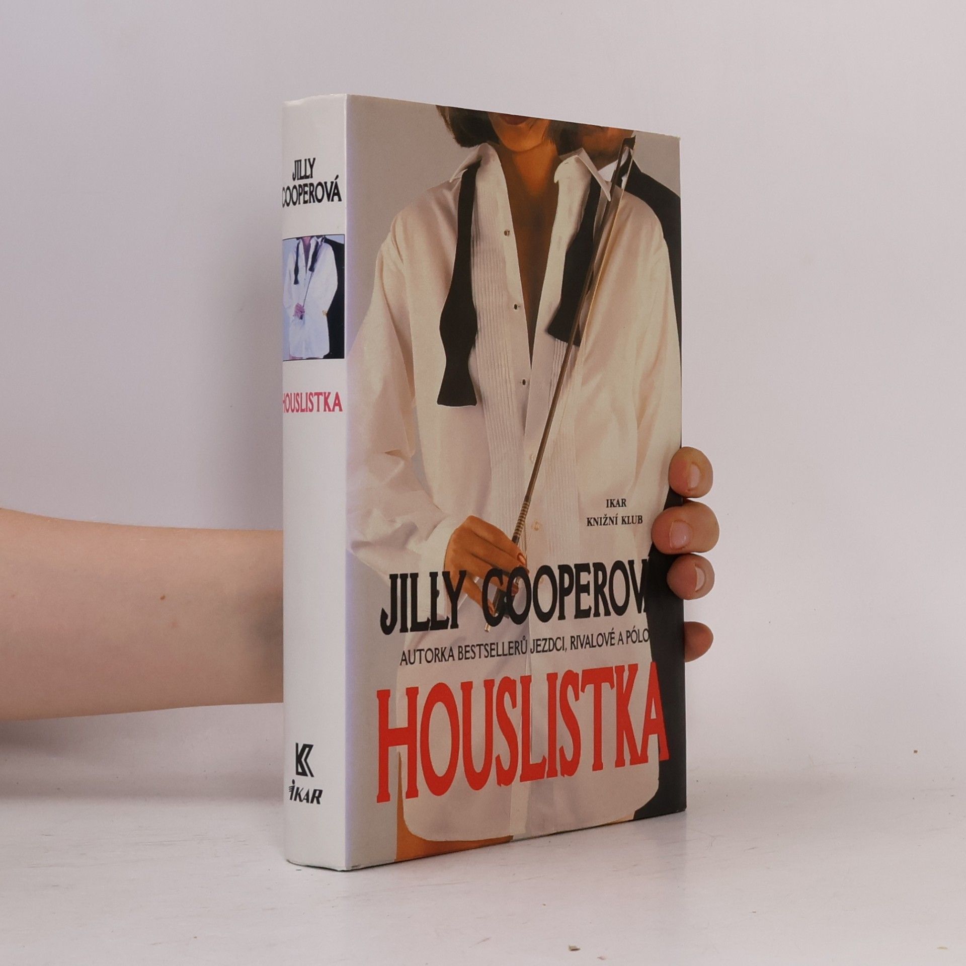 Jilly Cooper Houslistka