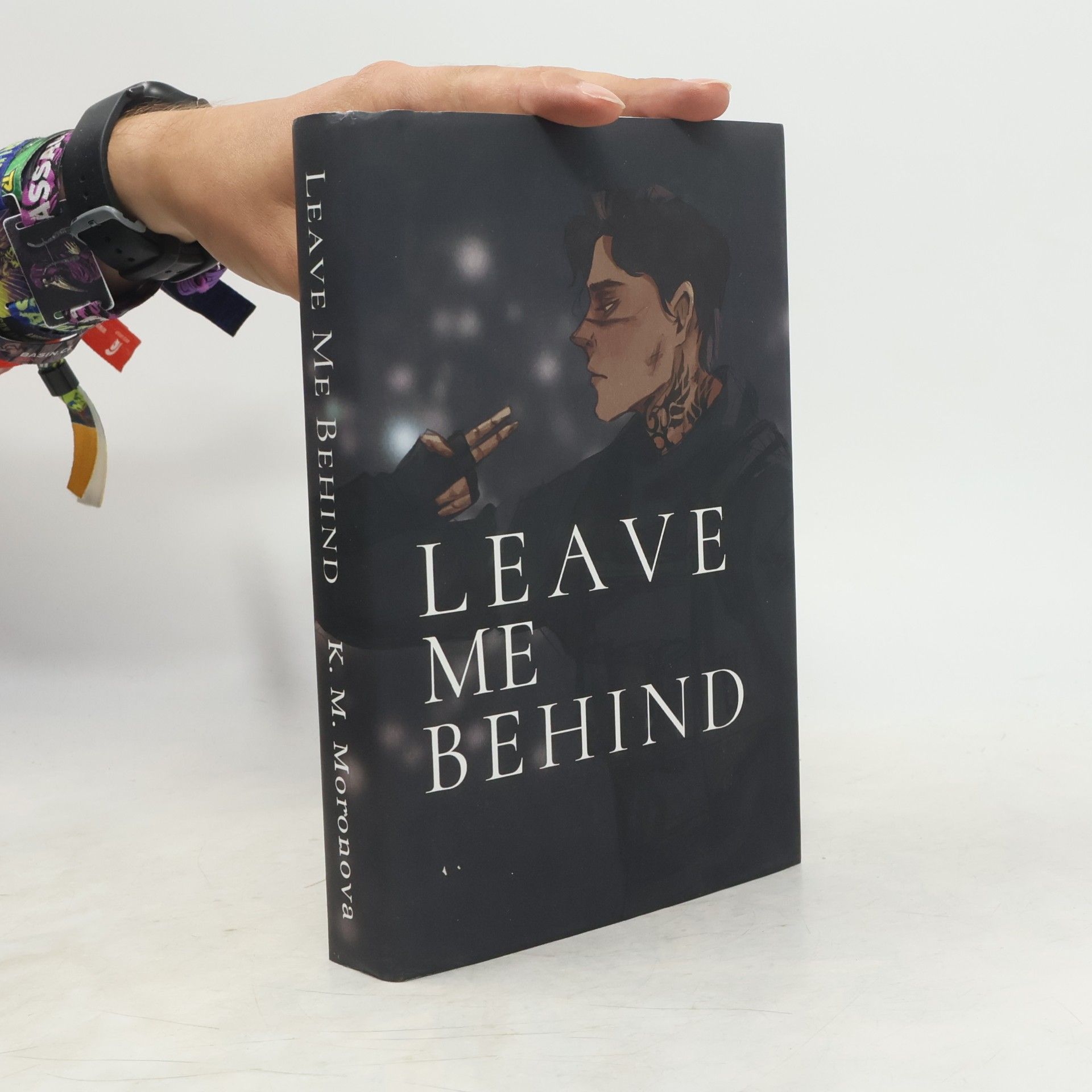 K M Moronova Leave Me Behind