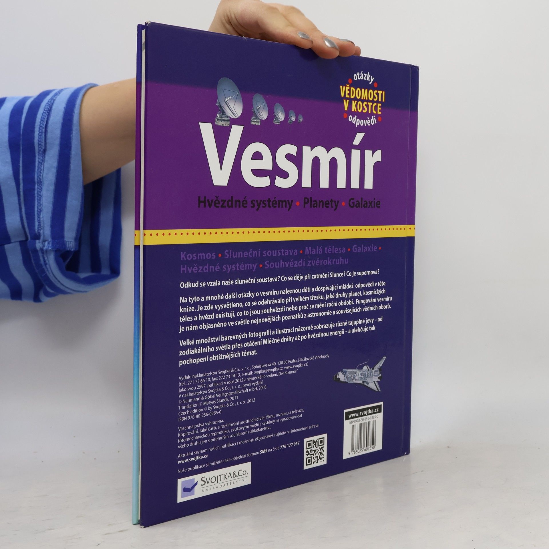 Autorenkollektiv Vesmír : hvězdy, planety, galaxie