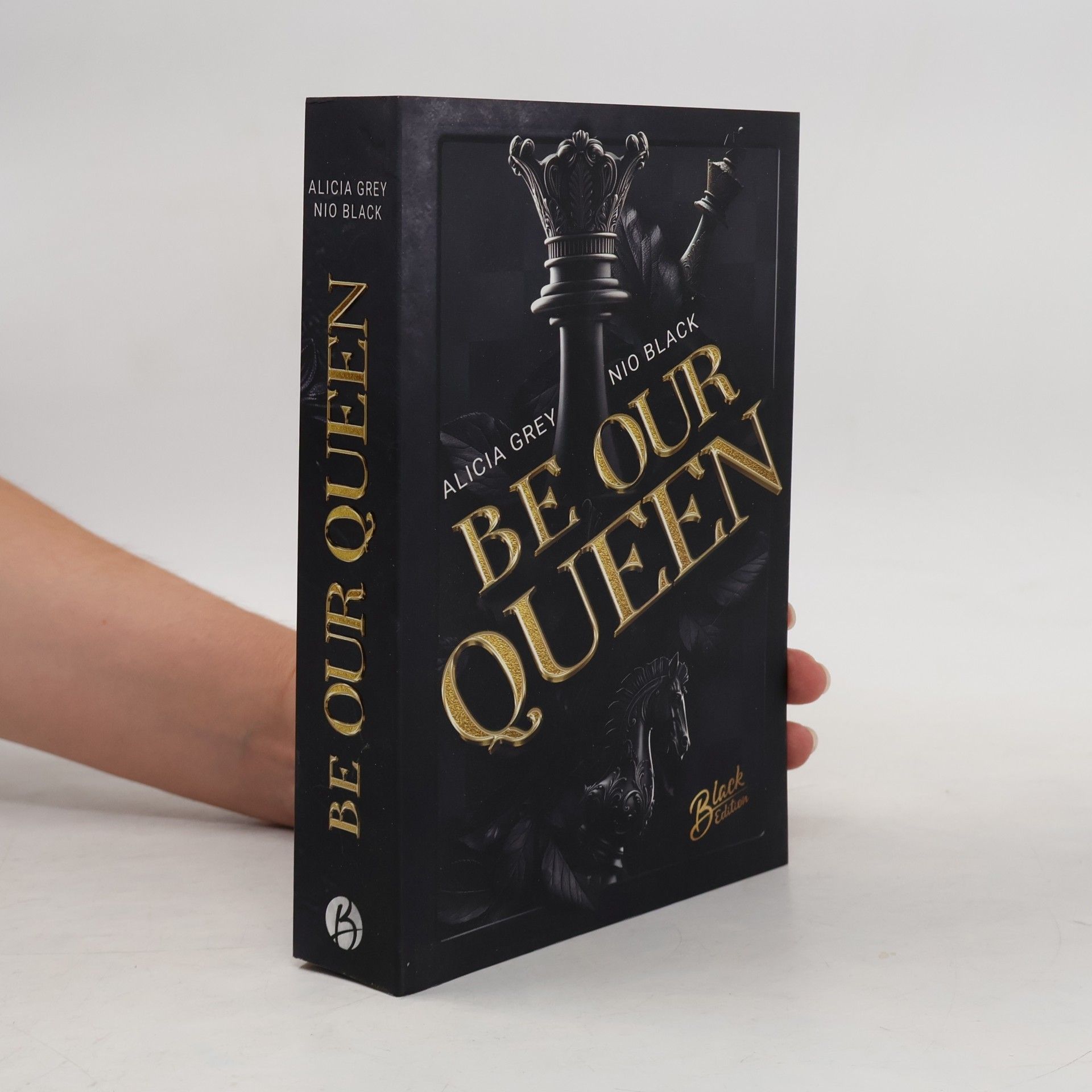 Alicia Grey Be Our Queen