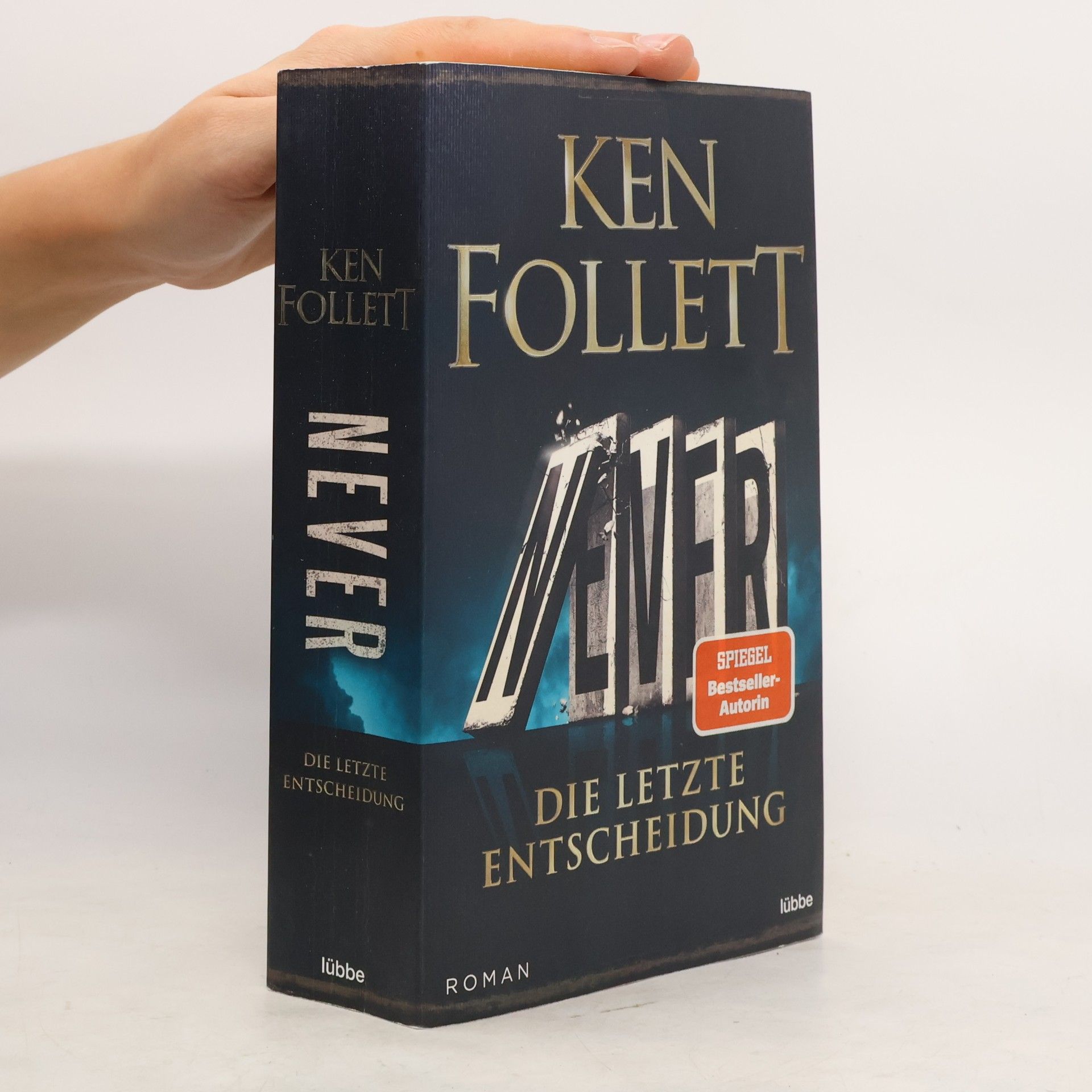 Ken Follett Never