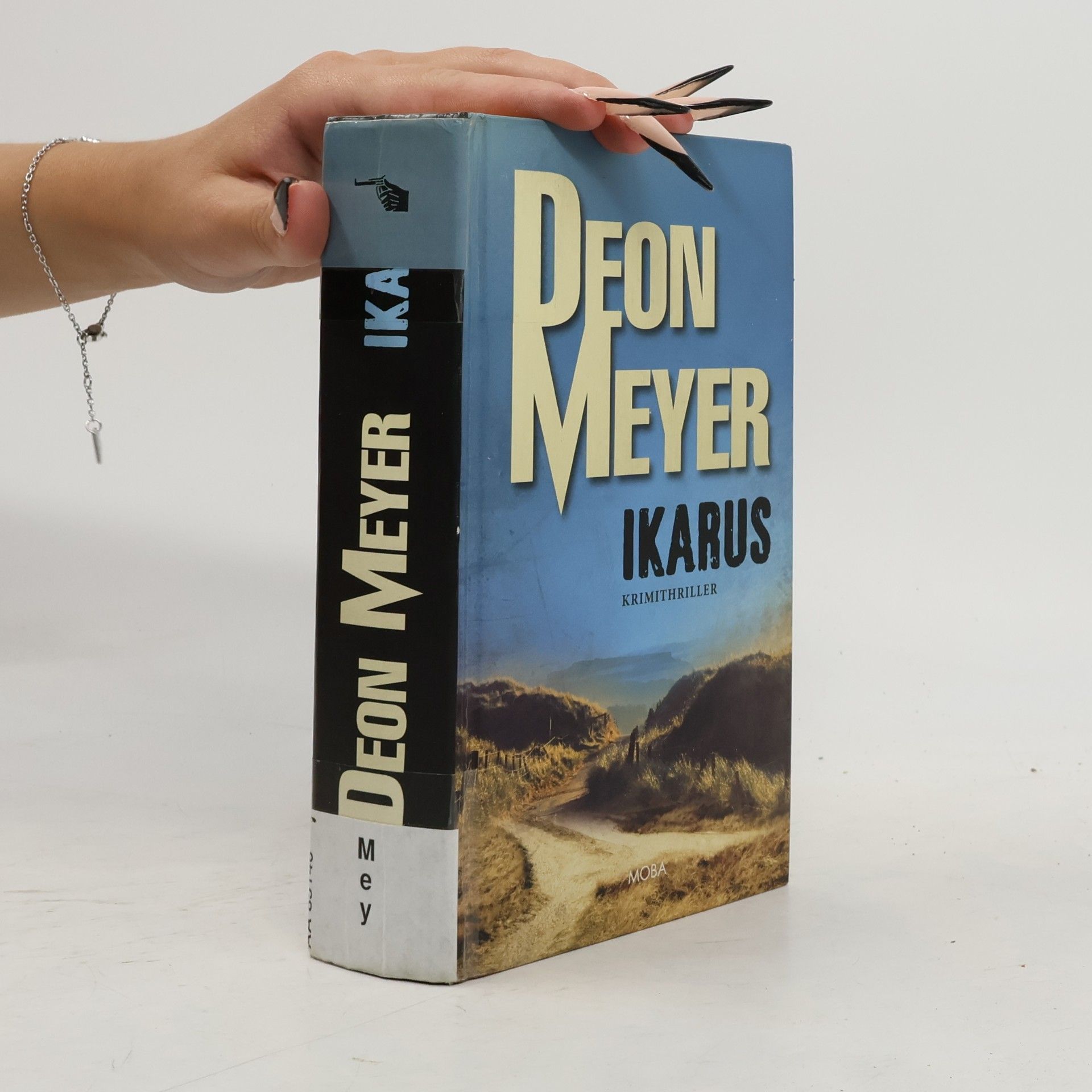 Deon Meyer Ikarus : krimithriller