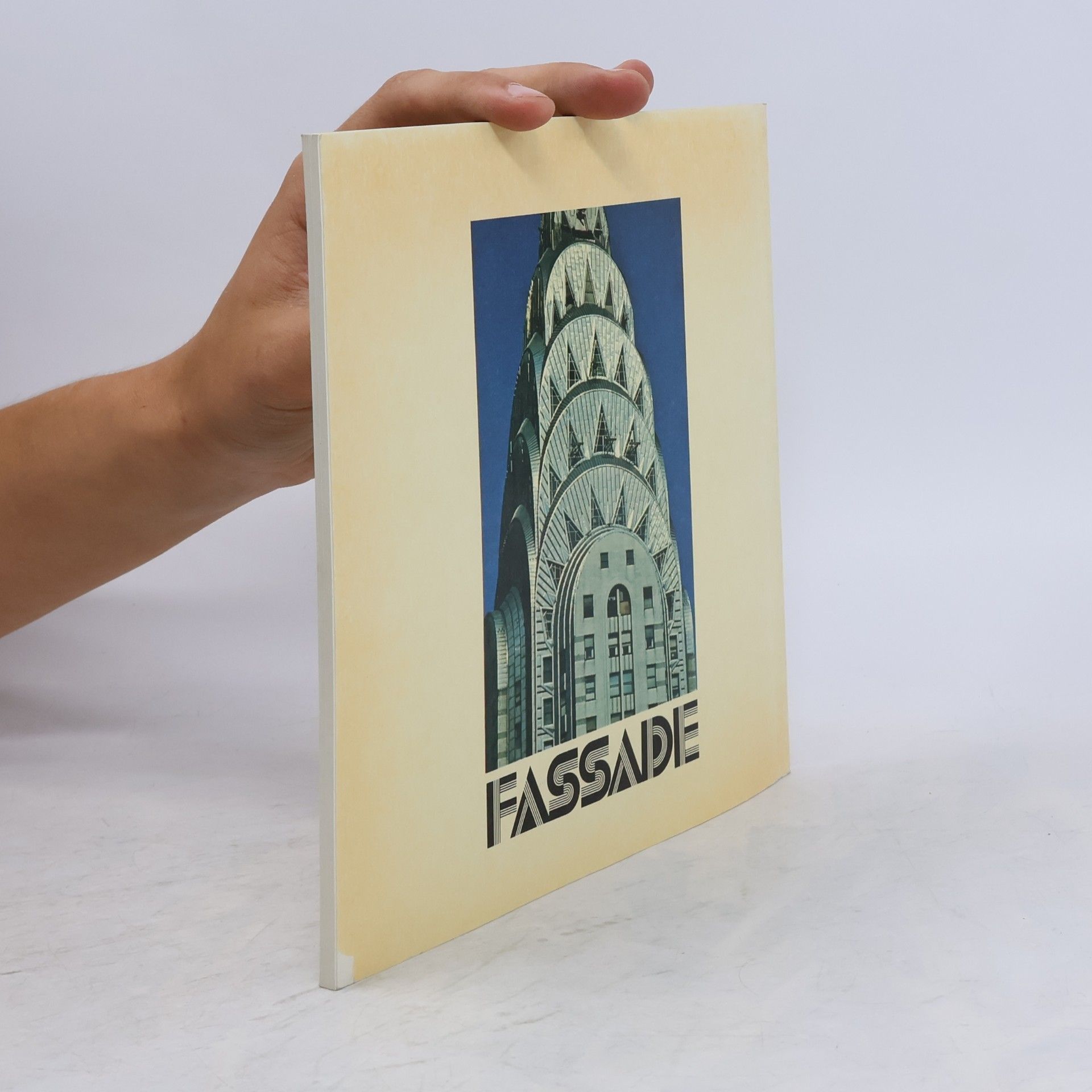 Tony Mackertich Fassade
