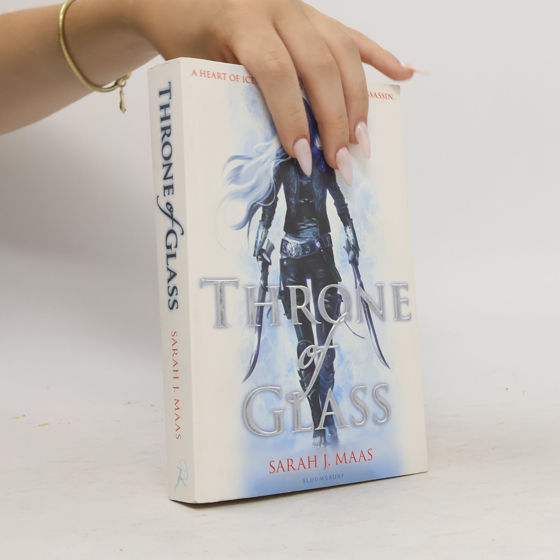 Sarah J. Maasová Throne of Glass