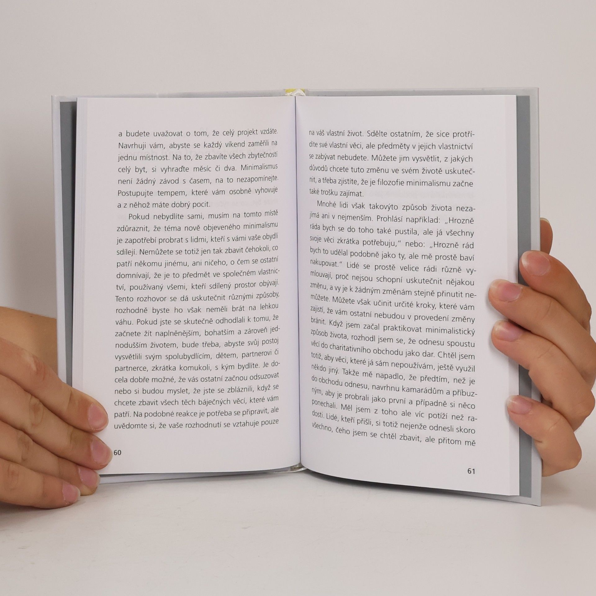 Aston Sanderson Minimalismus do kapsy
