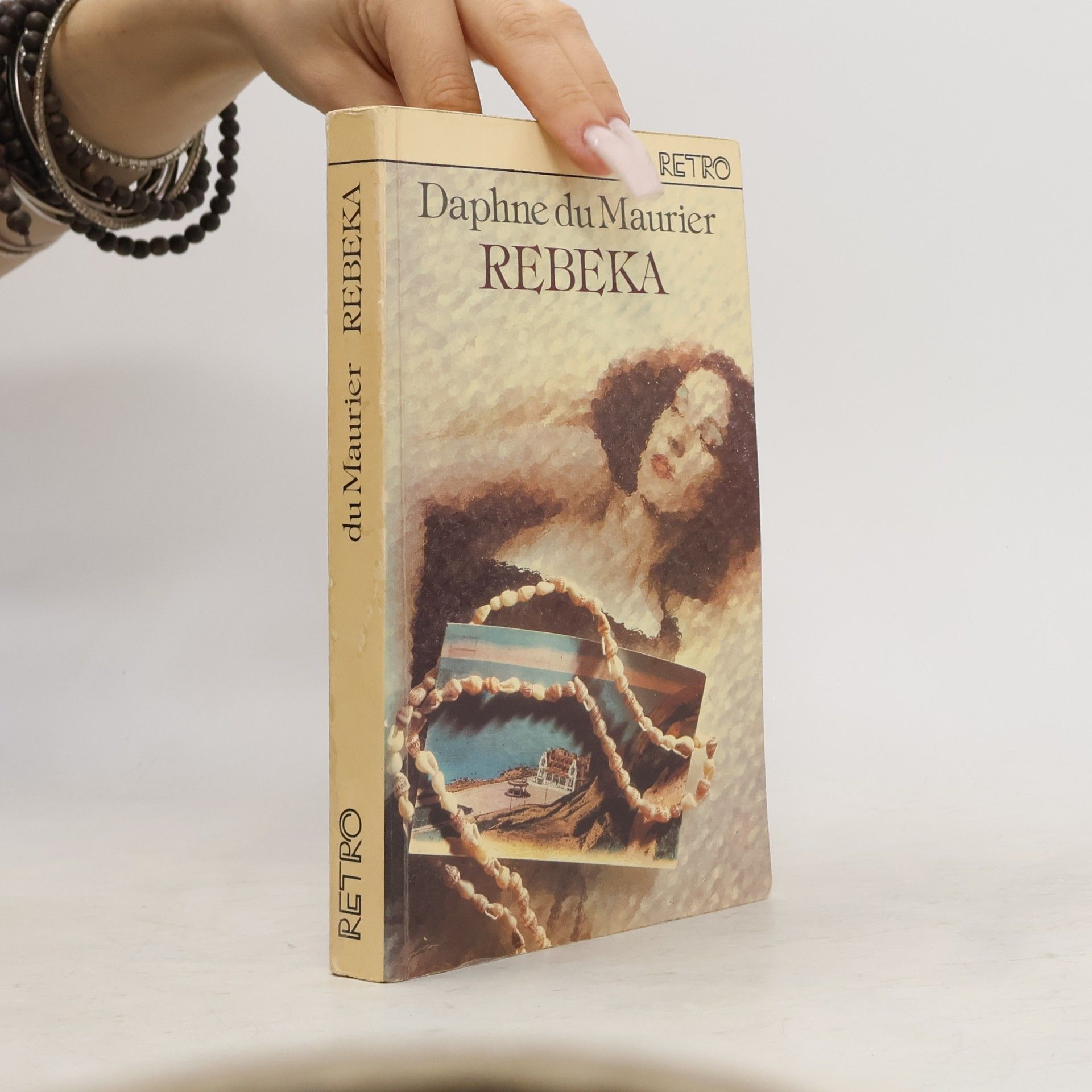 Daphne du Maurier Rebeka
