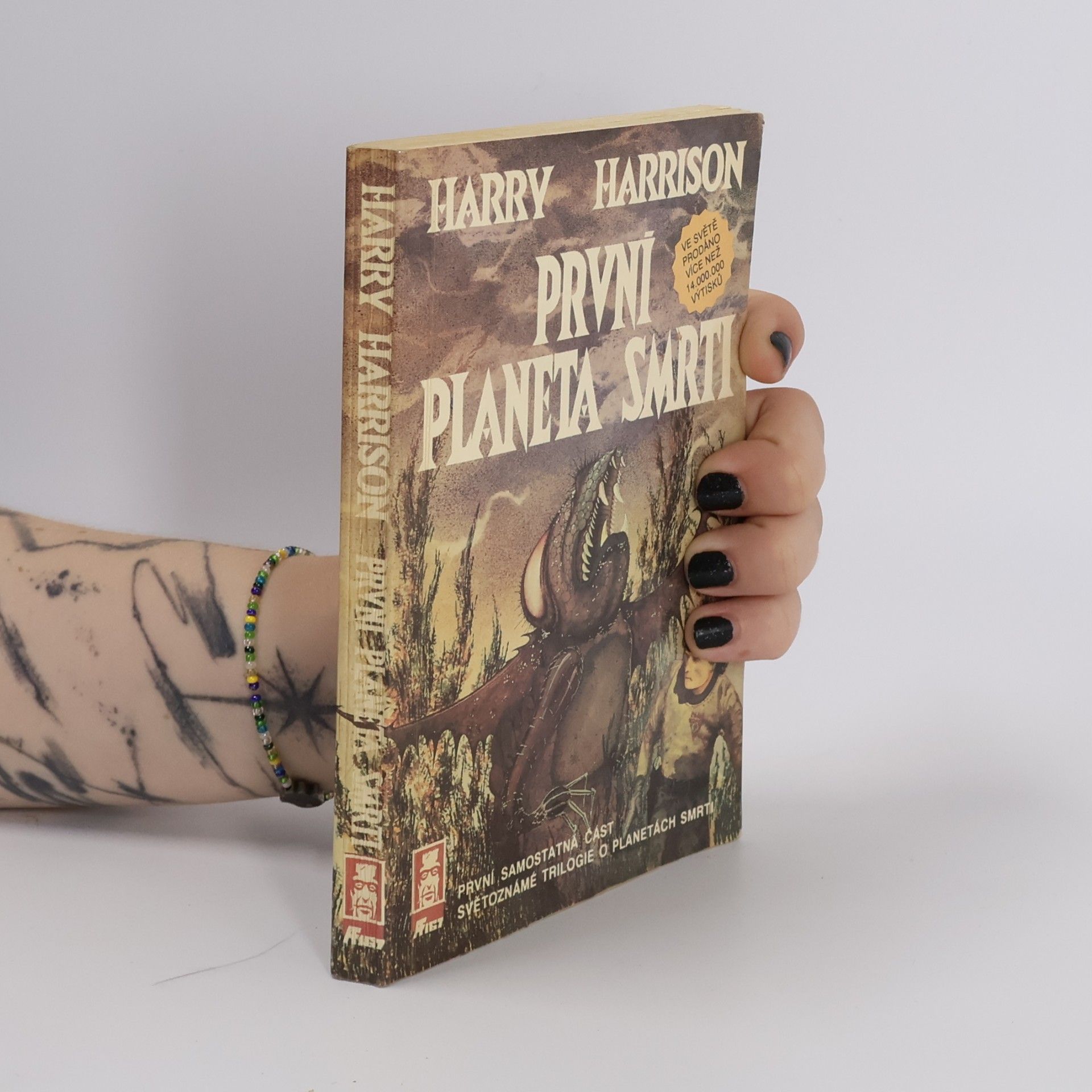 Harry Harrison První planeta smrti
