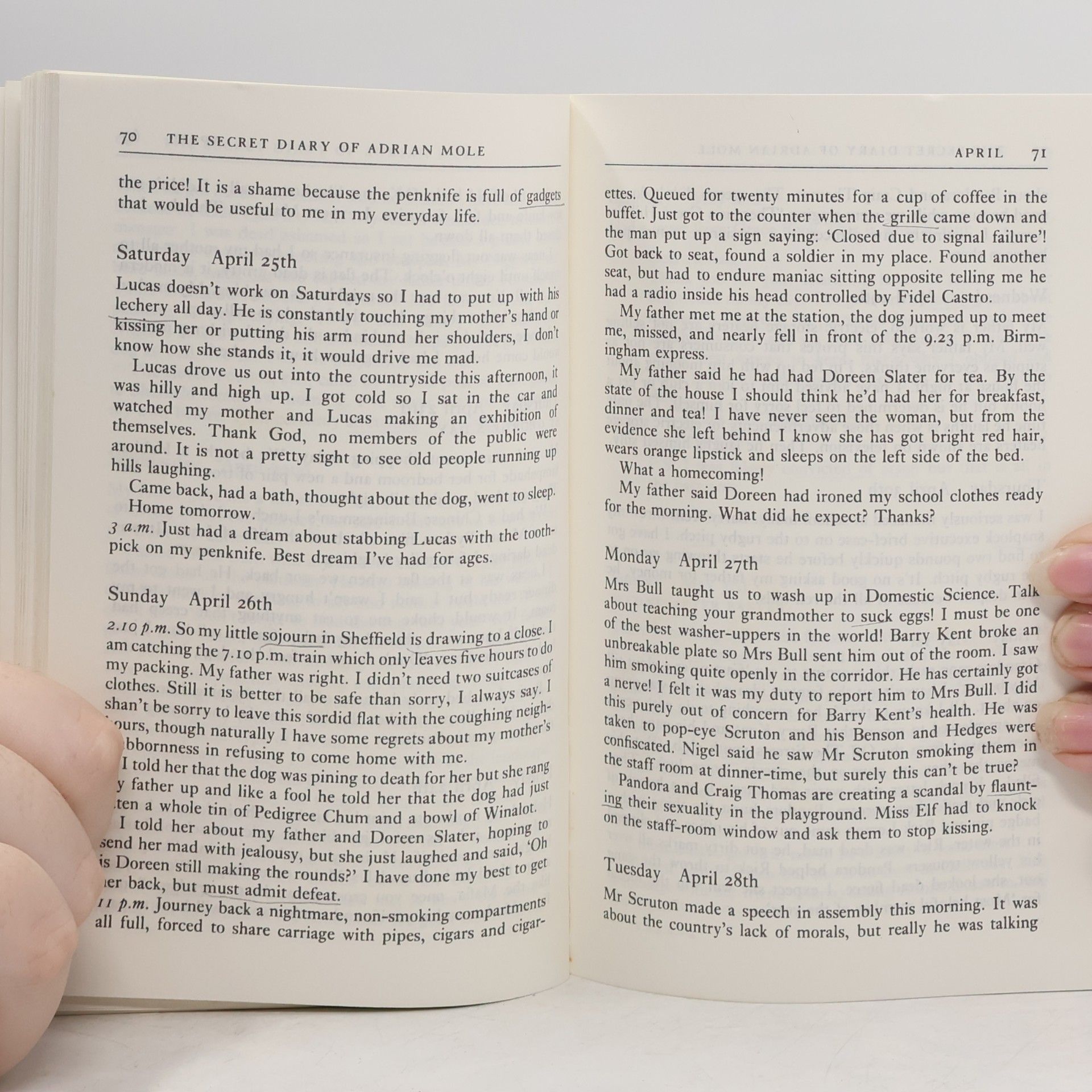 Sue Townsend The Secret Diary of Adrian Mole Aged 13 3/4