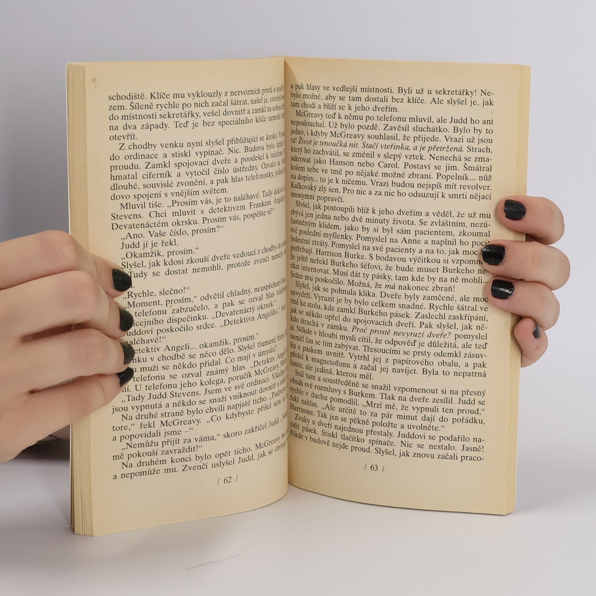 Sidney Sheldon Tvář bez masky