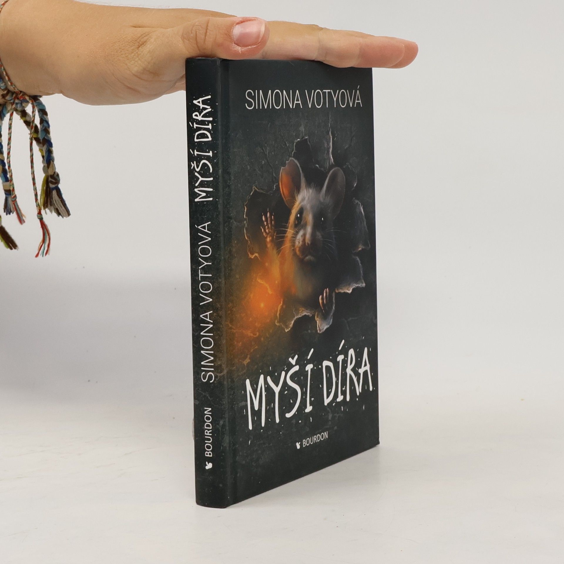 Simona Votyová Myší díra