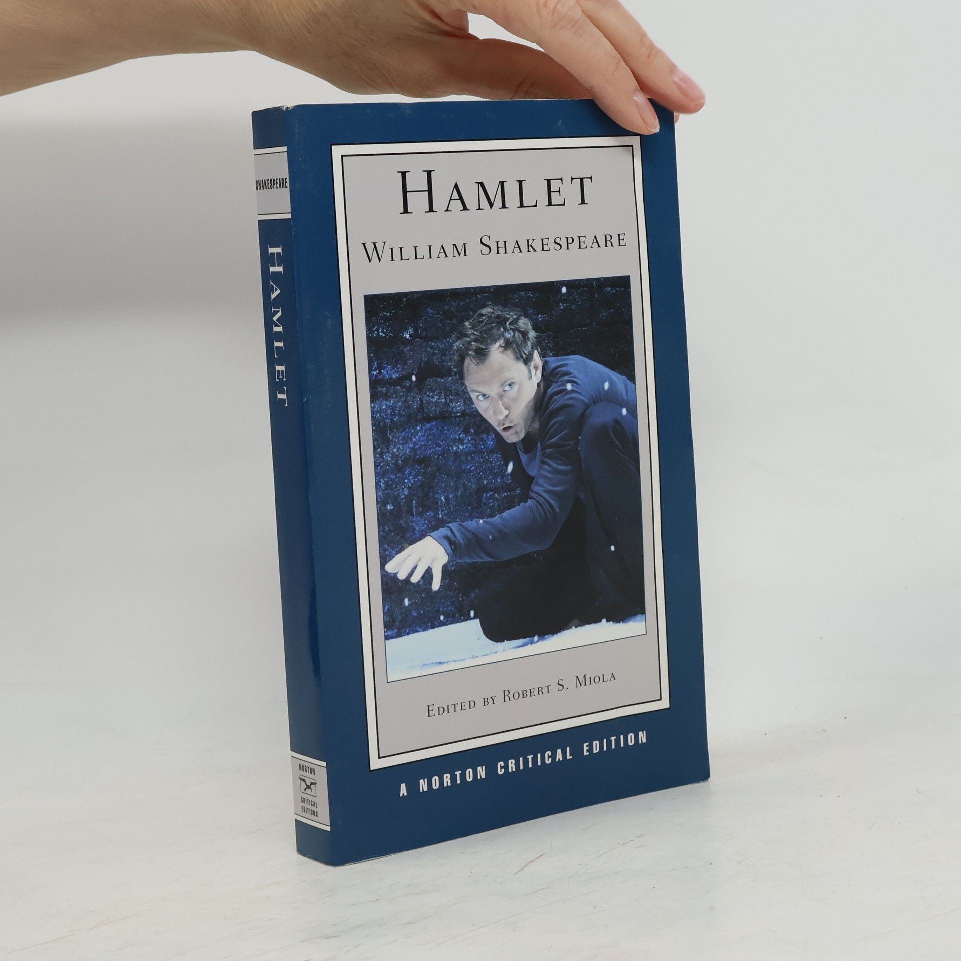 William Shakespeare Hamlet, English edition
