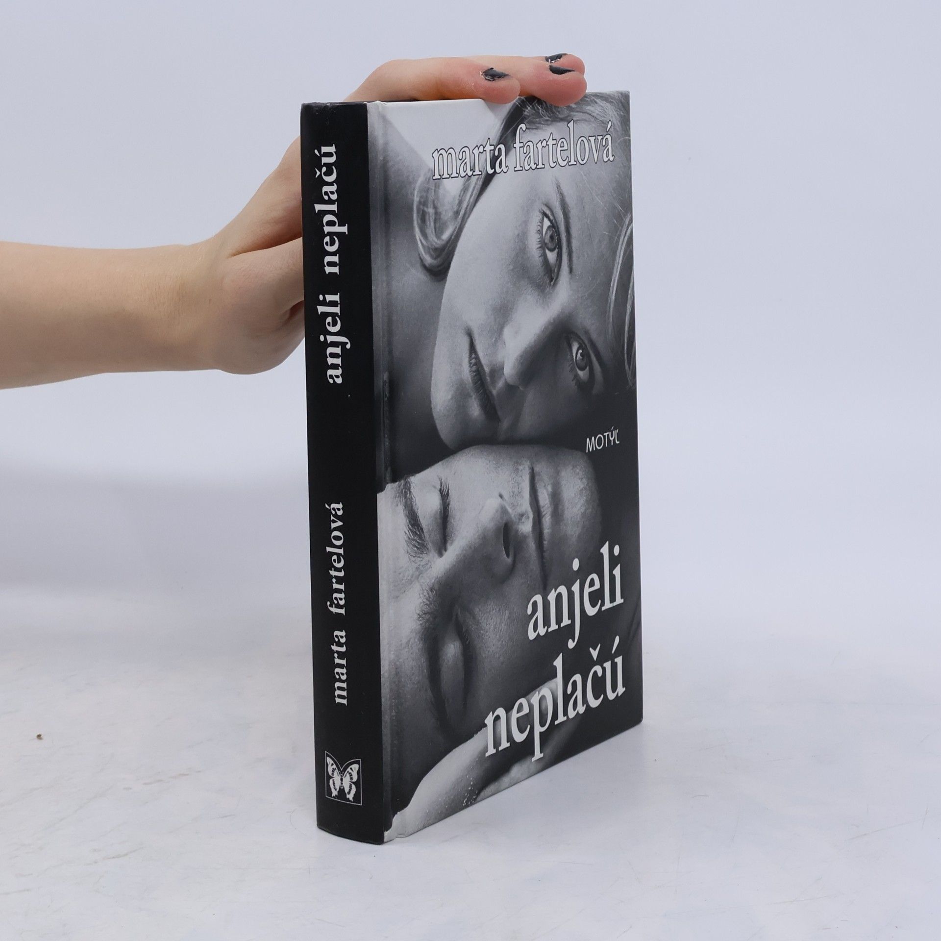 Marta Fartelová Anjeli neplačú