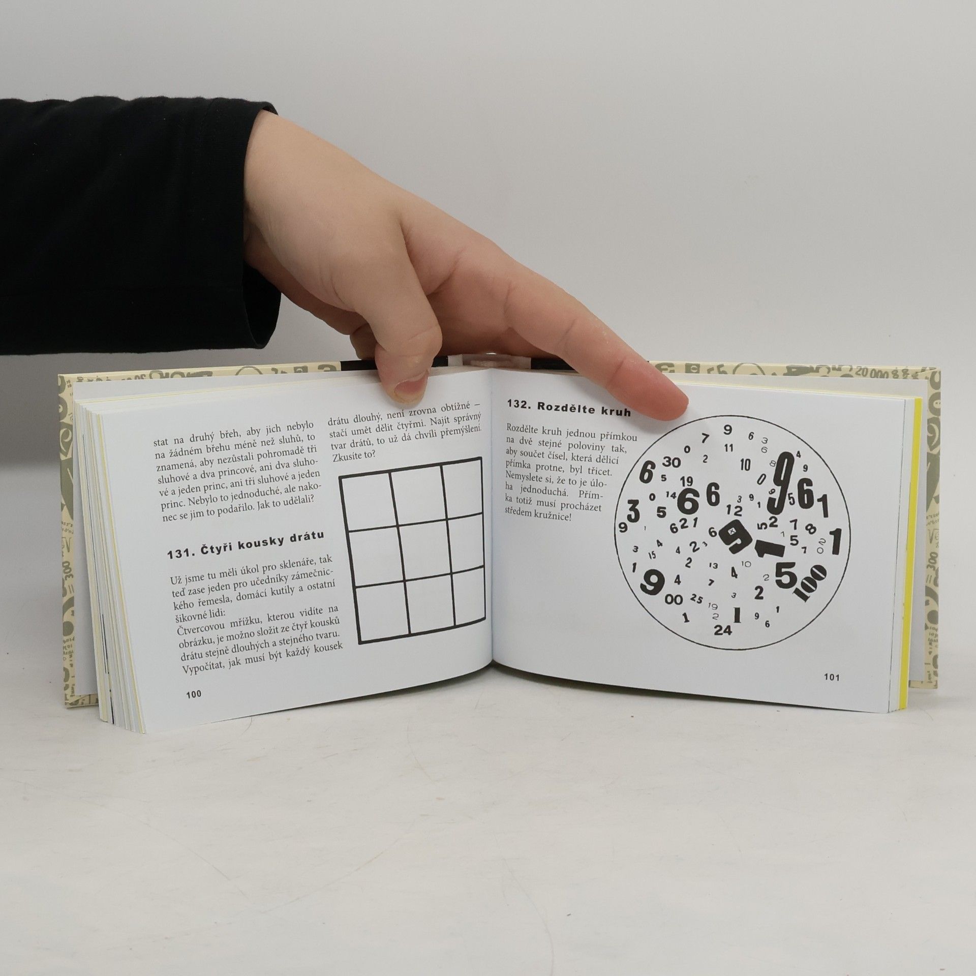 Josef Strouhal Hádej, hádej, hadači : matematické kratochvíle