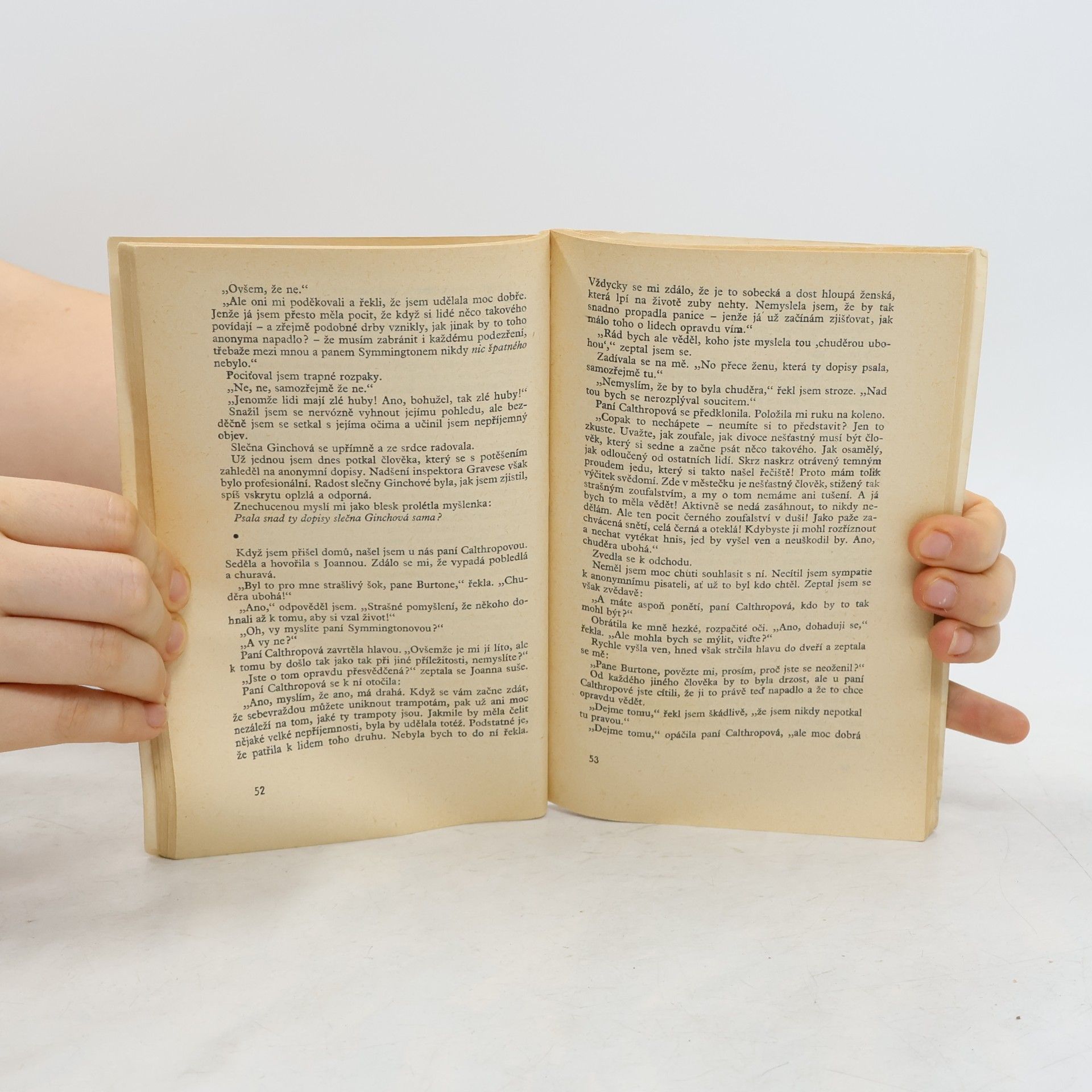 Agatha Christie Není kouře bez ohýnku