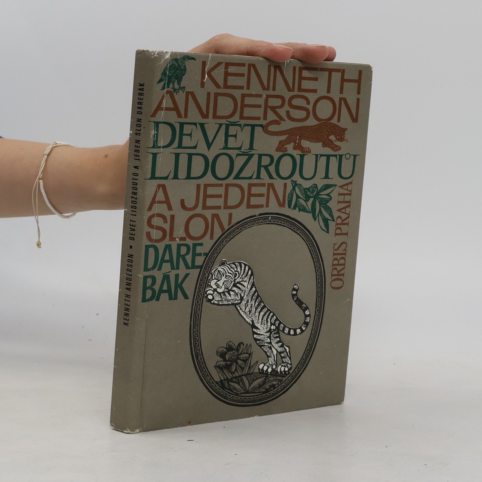 Kenneth Anderson Devět lidožroutů a jeden slon darebák