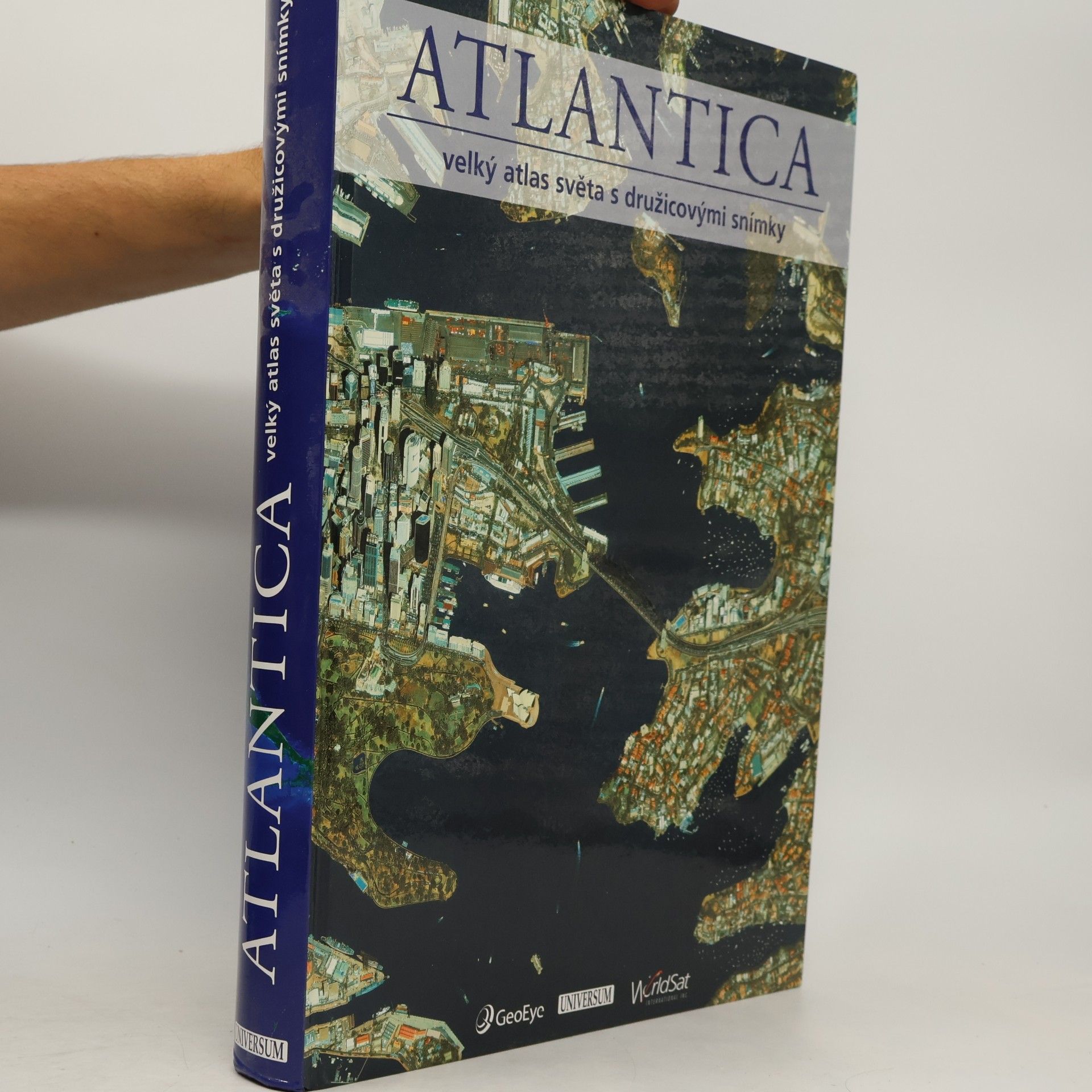 Atlantica velký atlas světa s družicovými snímky