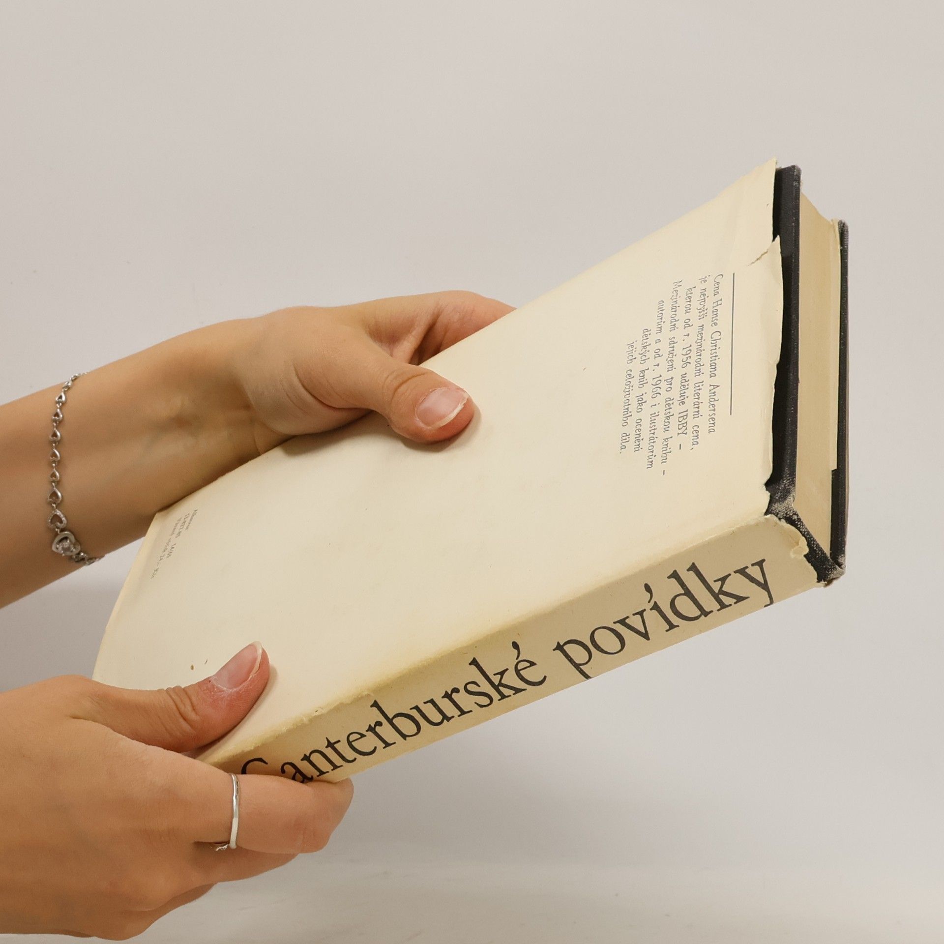 Eleanor Farjeon Canterburské povídky