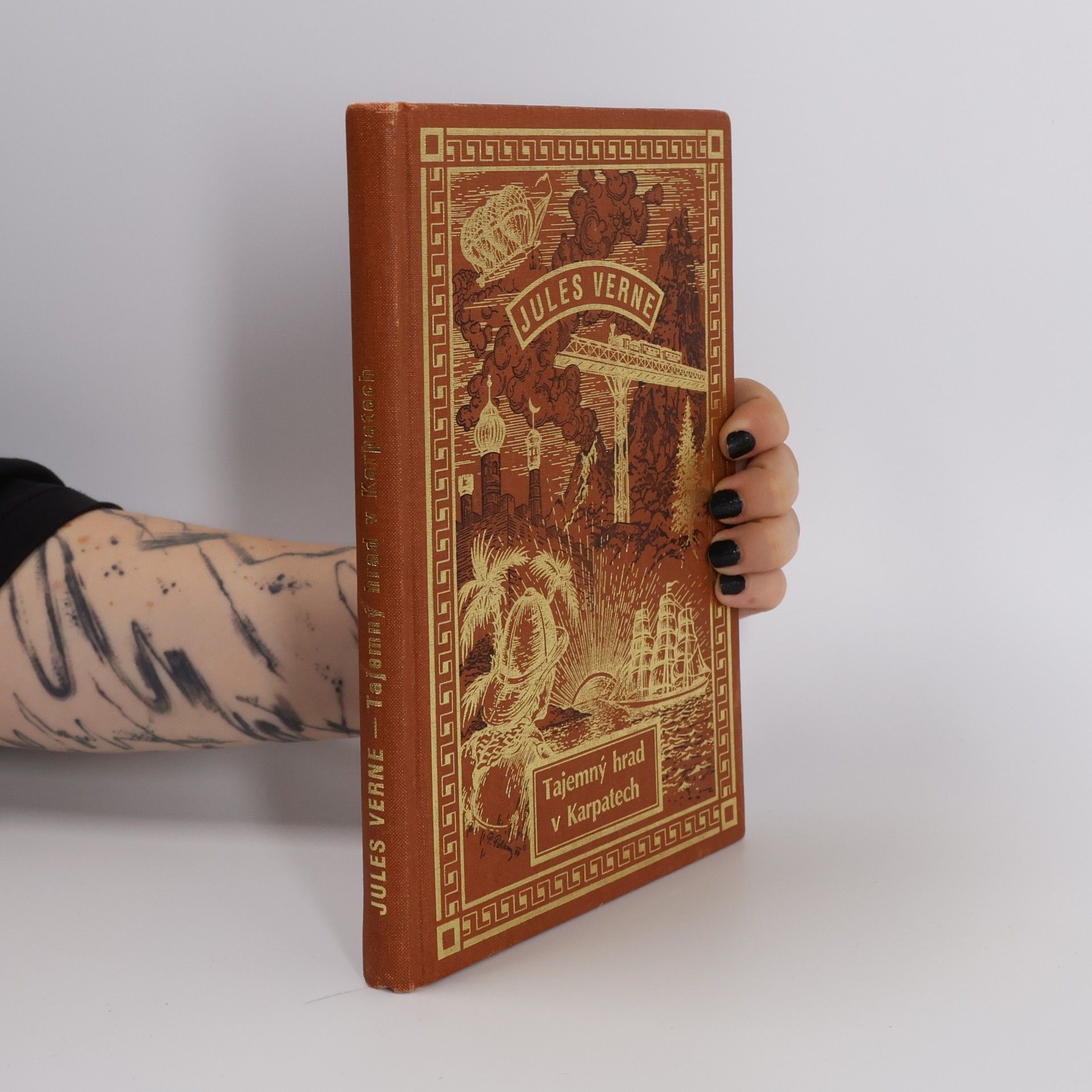 Jules Verne Tajemný hrad v Karpatech