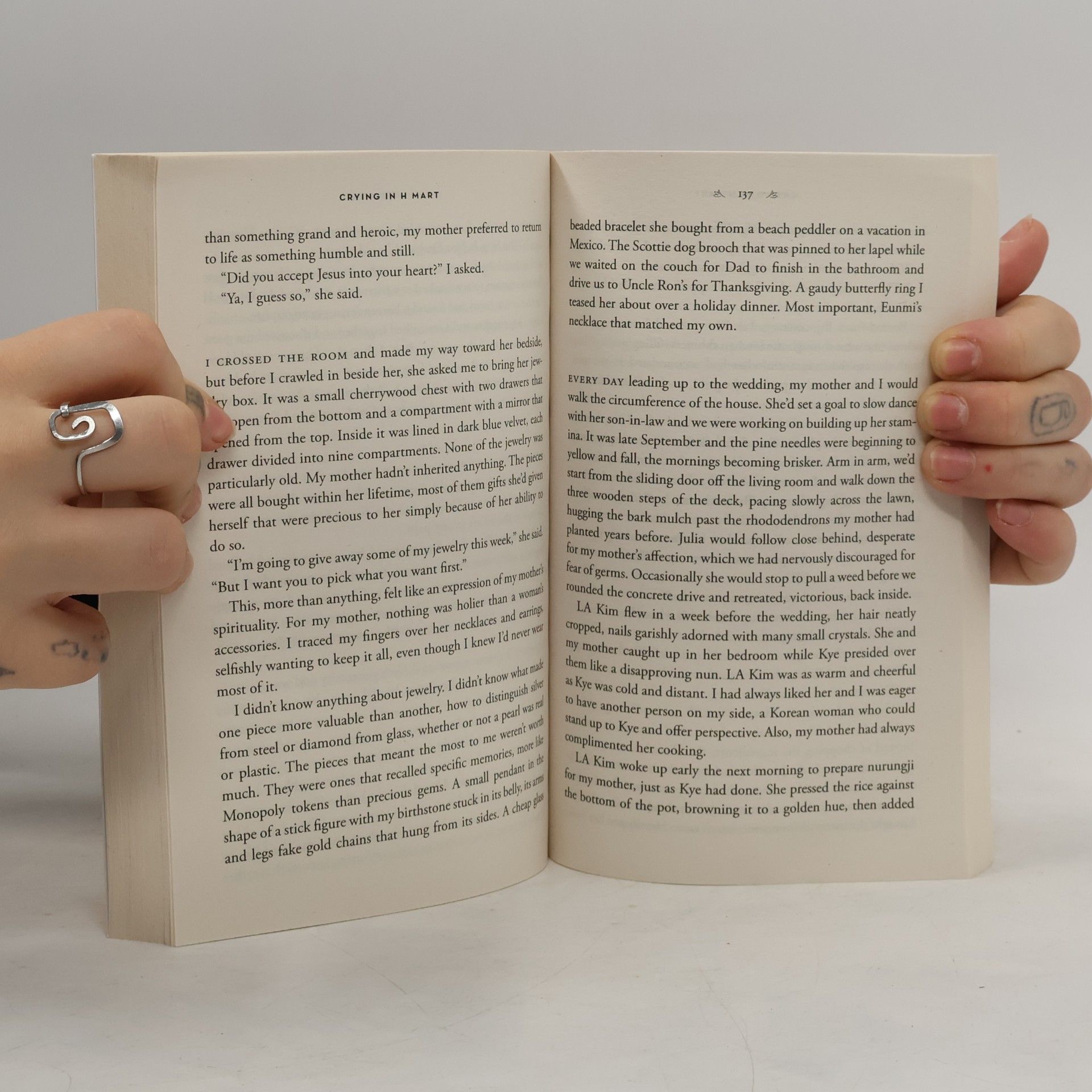 Michelle Zauner Crying in H Mart