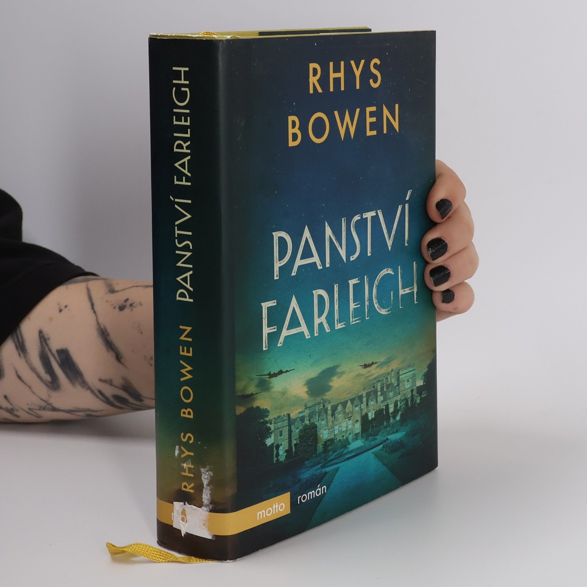 Rhys Bowen Panství Farleigh