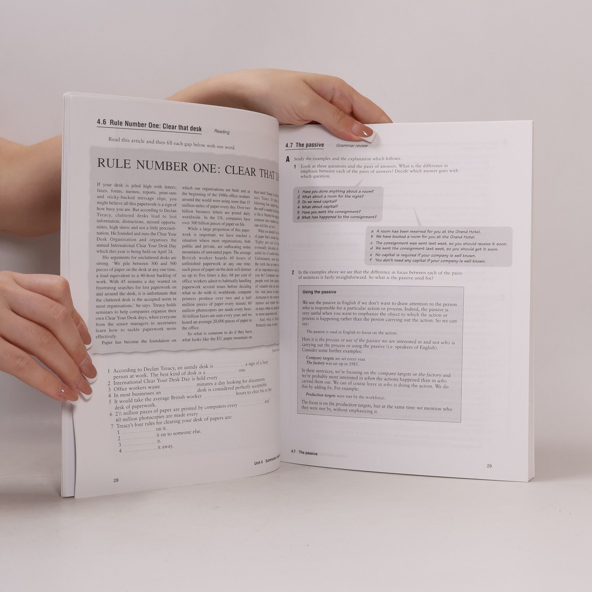 Leo Jones New international business English : Workbook