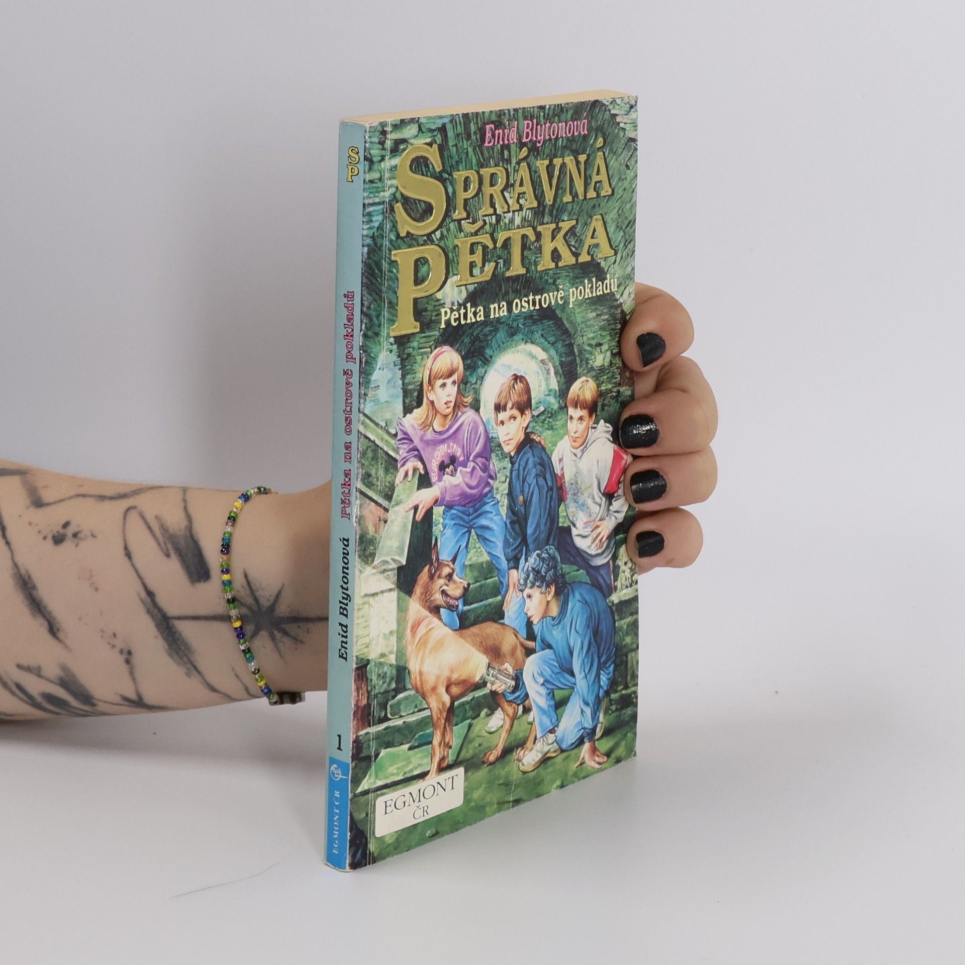 Enid Blyton Správná pětka, Pětka na ostrově pokladů