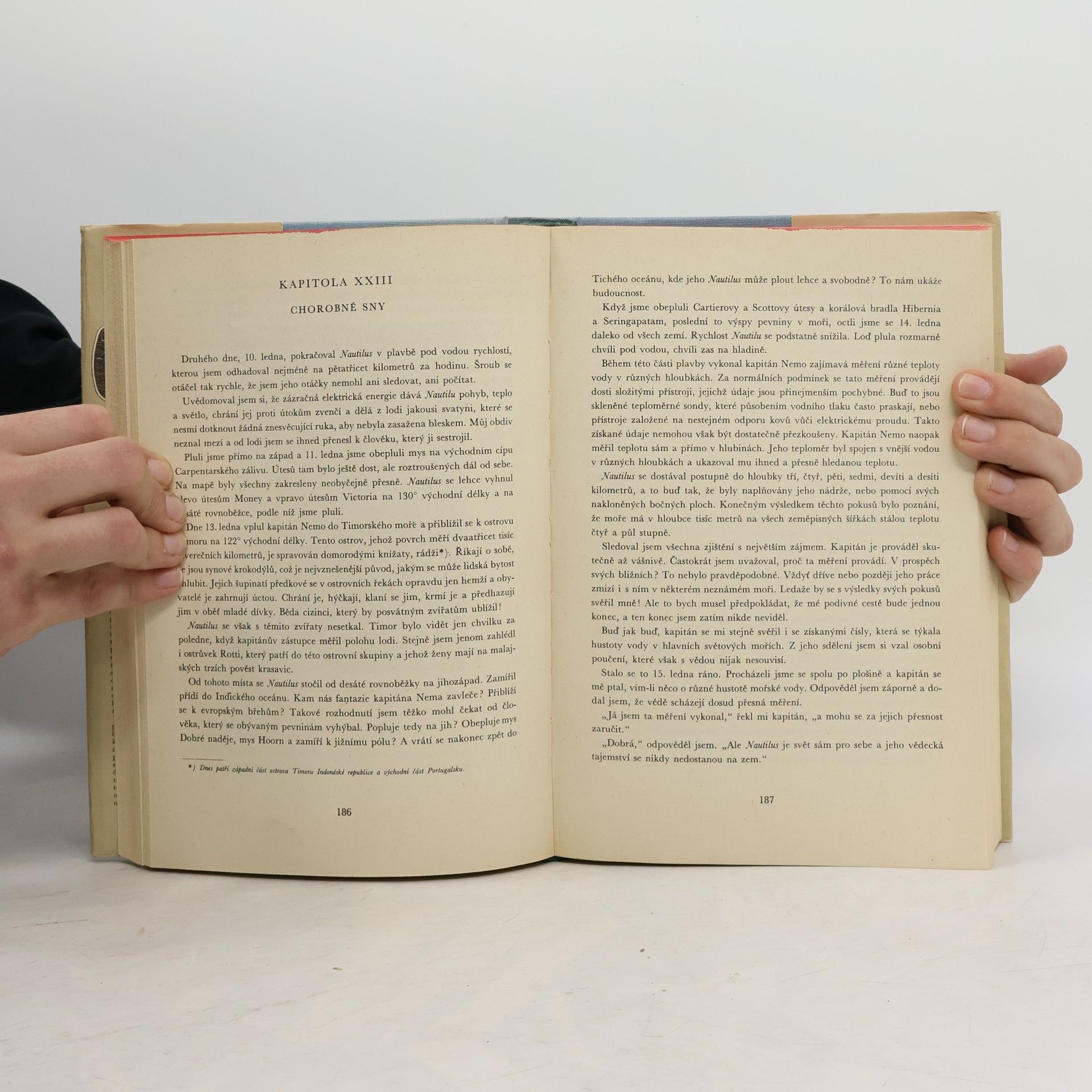 Jules Verne Dvacet tisíc mil pod mořem