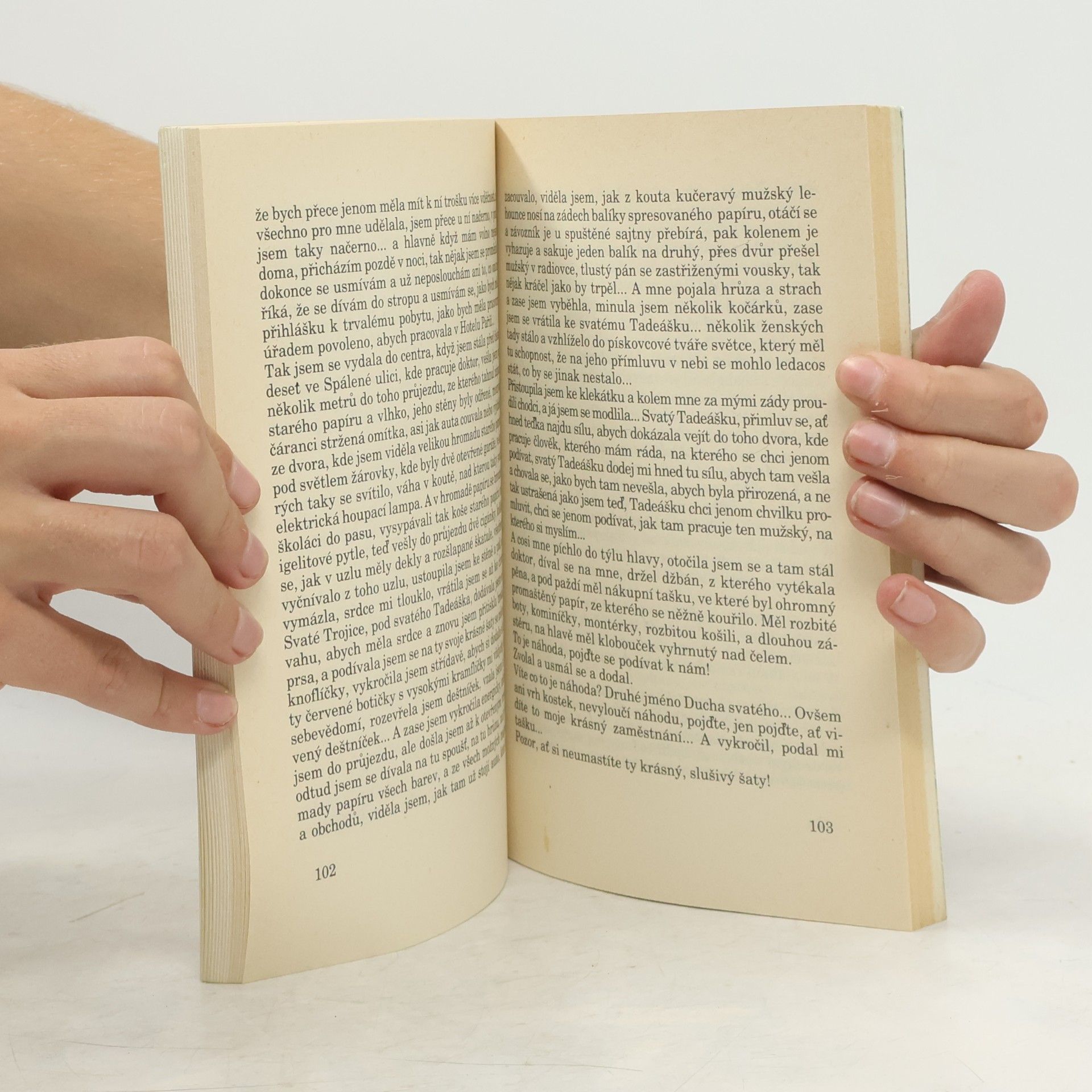 Bohumil Hrabal Svatby v domě. Dívčí románek. 1. díl trilogie