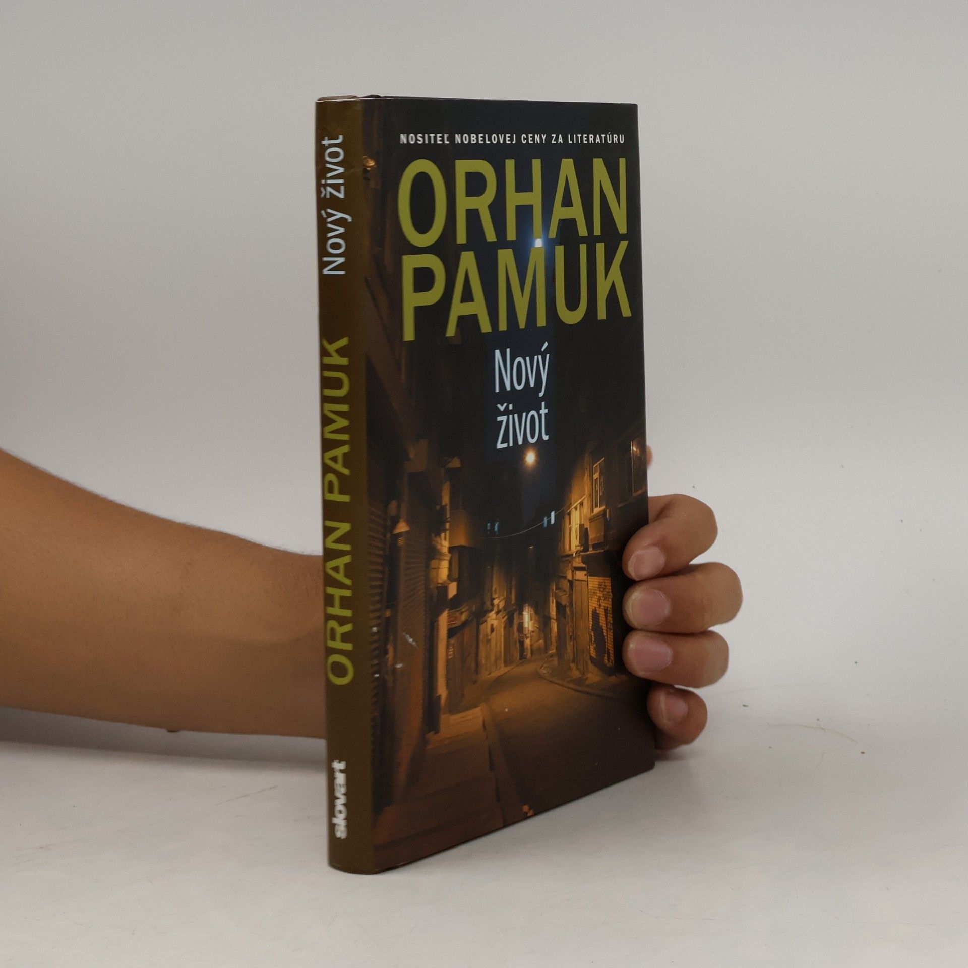 Orhan Pamuk Nový život