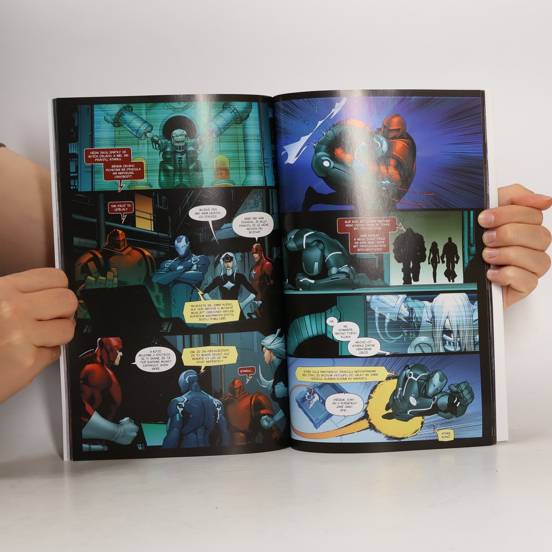 Jason Aaron Avengers: Válka upírů