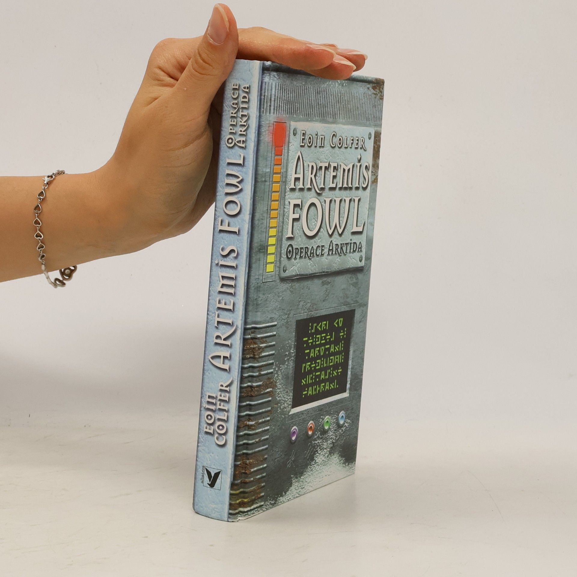 Eoin Colfer Artemis Fowl. Operace Arktida