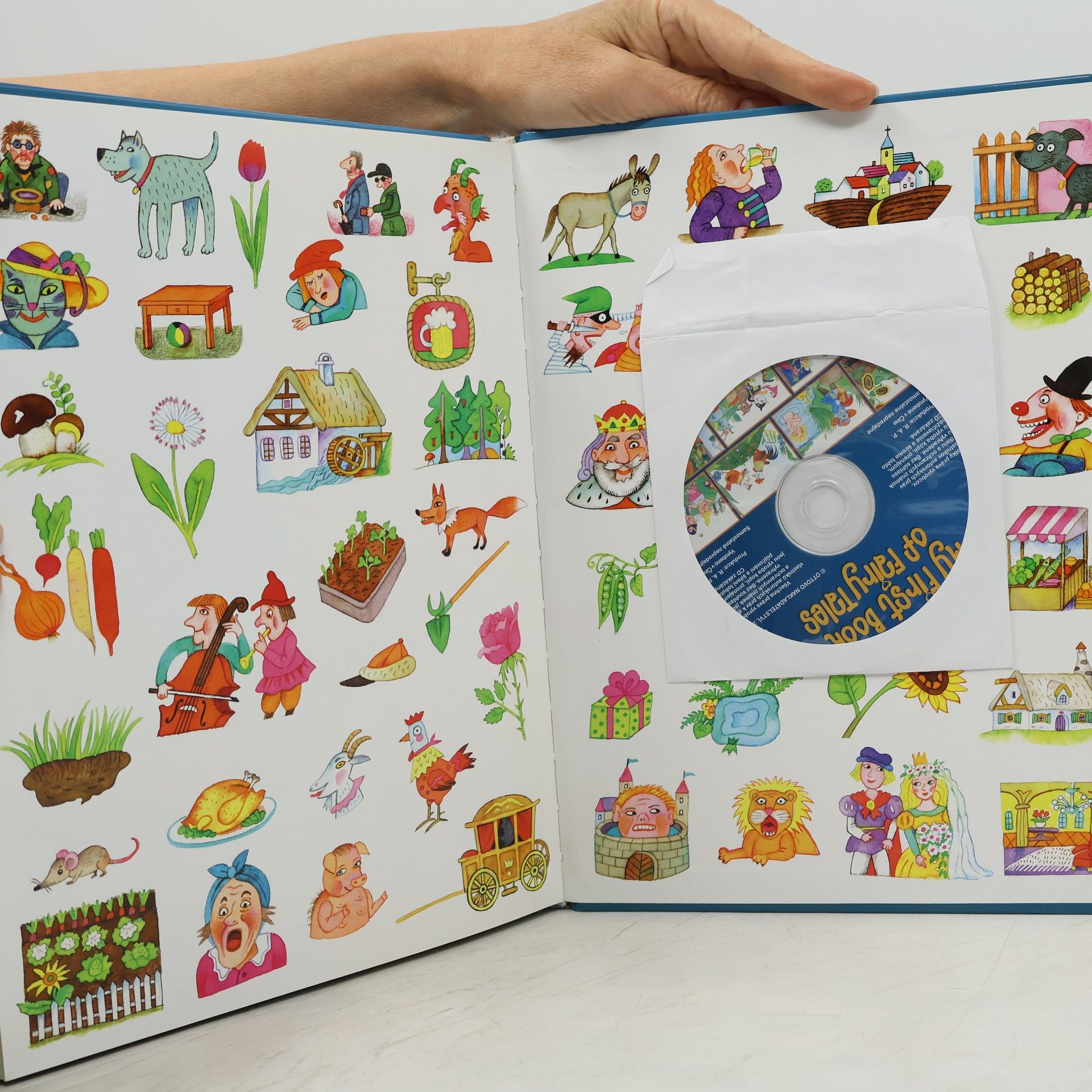 Marie Zahálková Moje první knížka pohádek = My first book of fairy tales