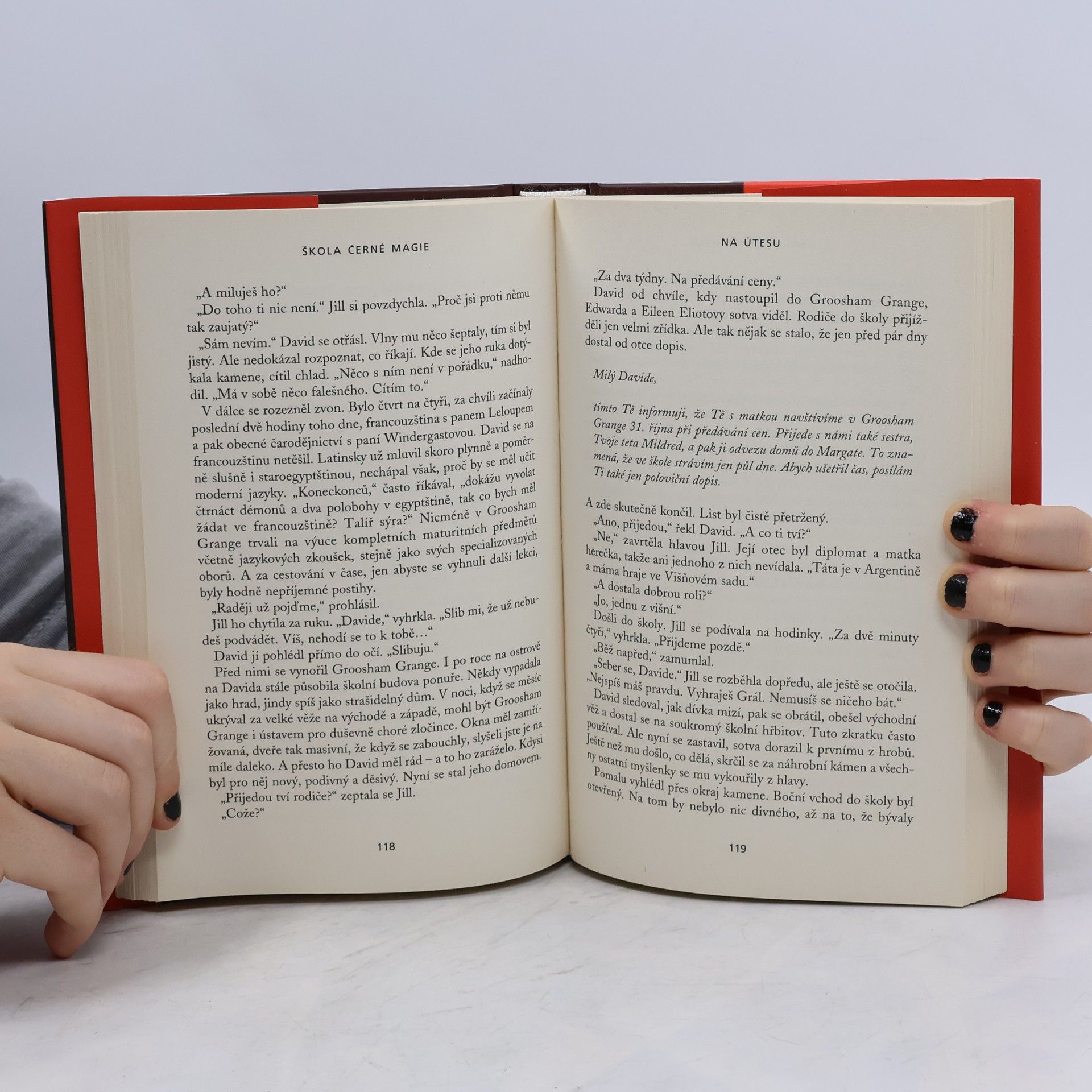 Anthony Horowitz Škola černé magie